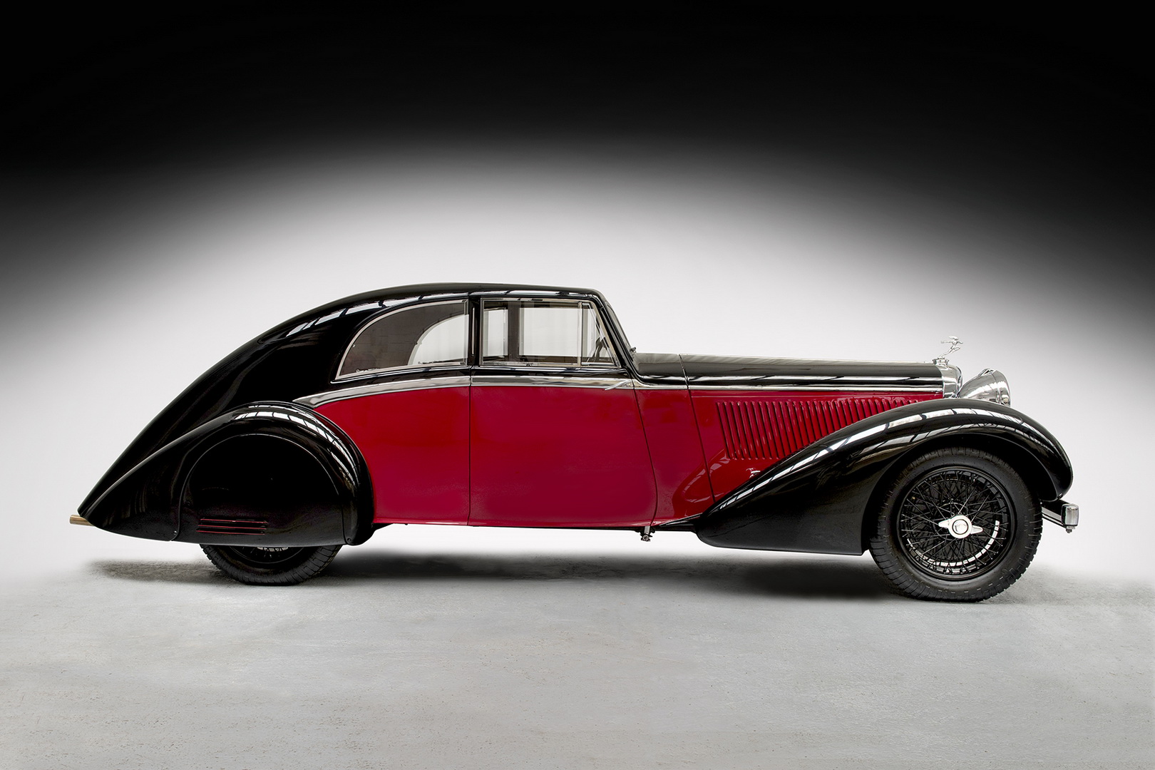 Alvis Resurrected After Long Slumber, Blends Heritage With Modern Technology