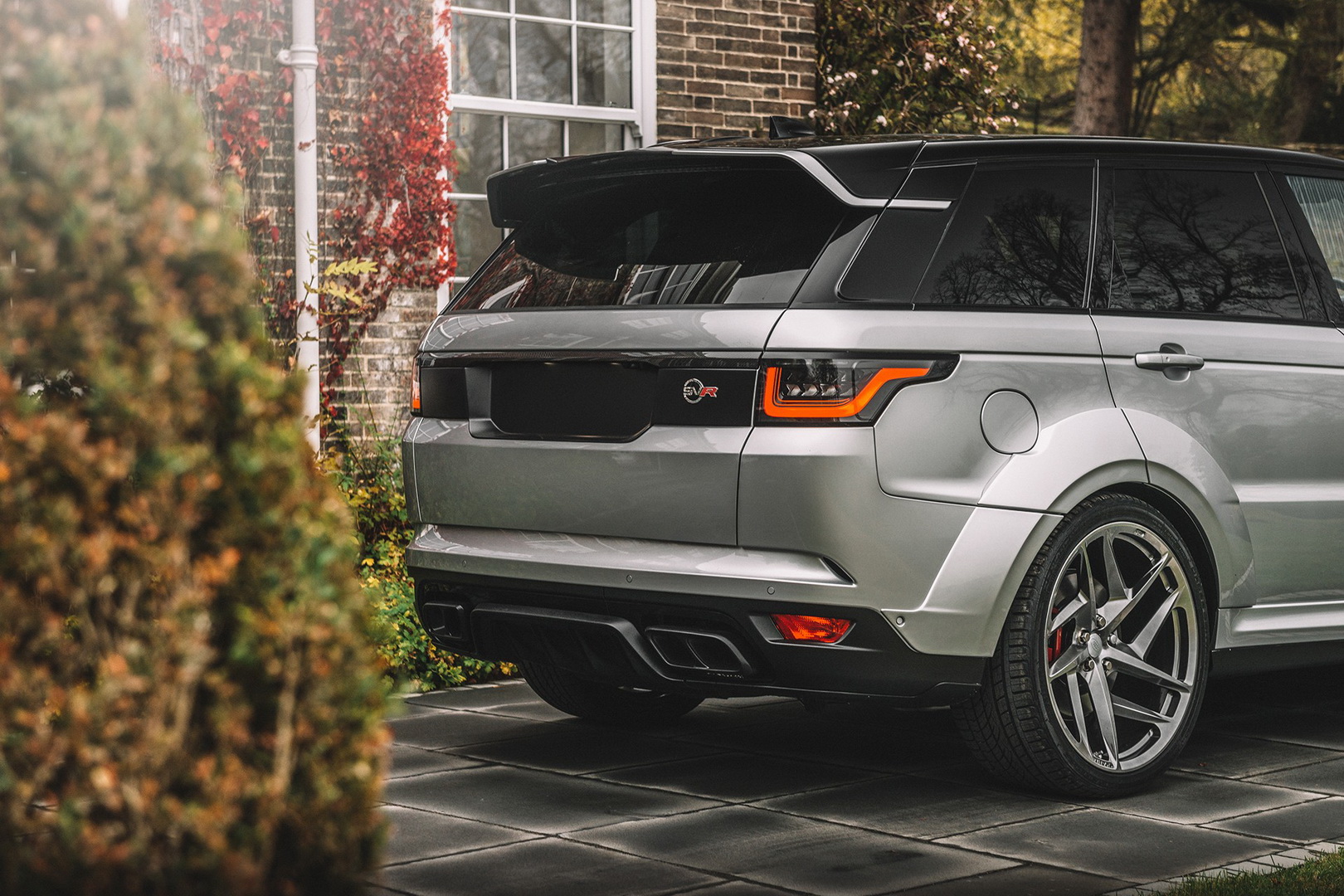 Range Rover Sport SVR By Kahn Goes For A Princely £101k