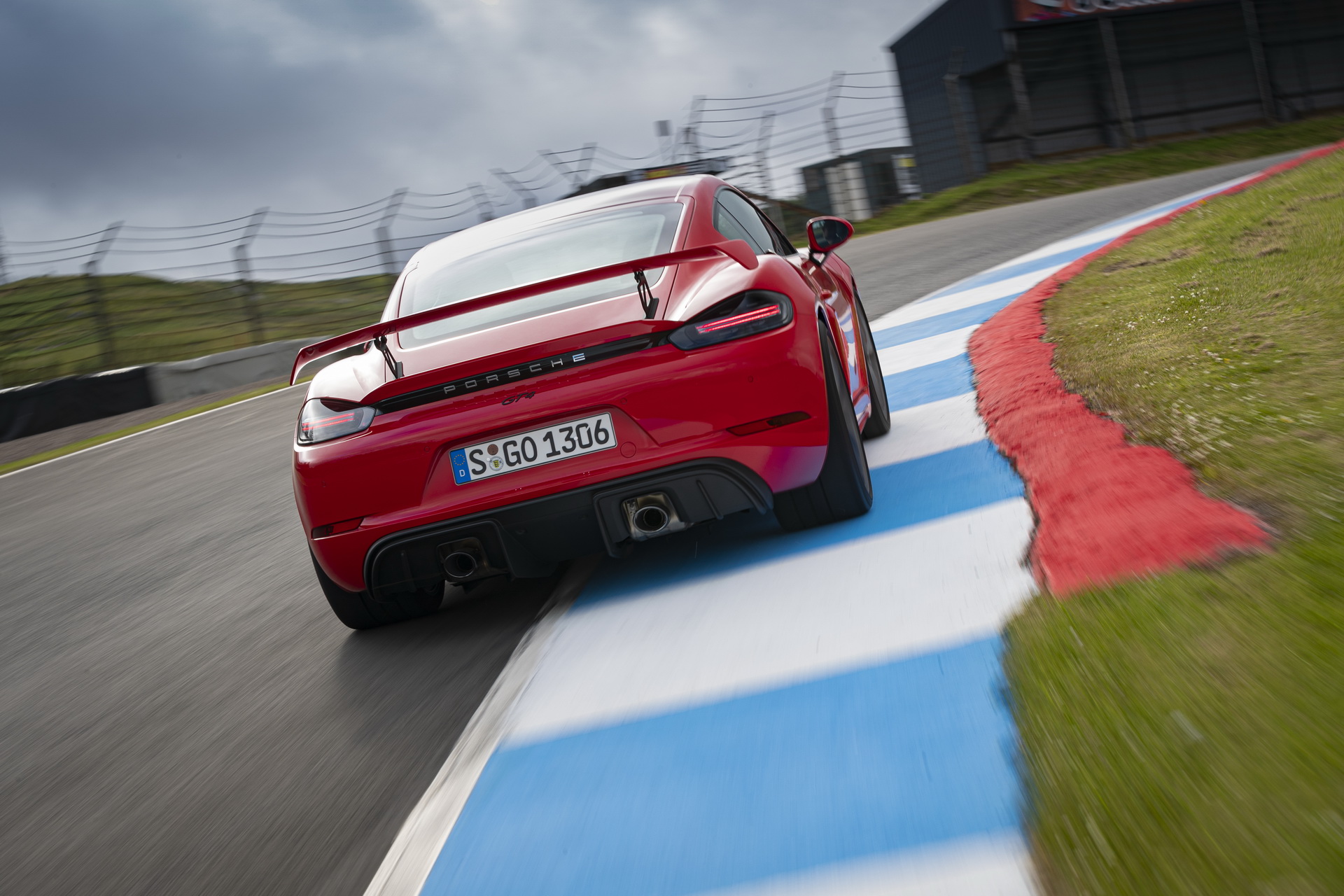 Massive Gallery Lets Us Bask In The Glory Of The 2020 Porsche 718 Cayman GT4