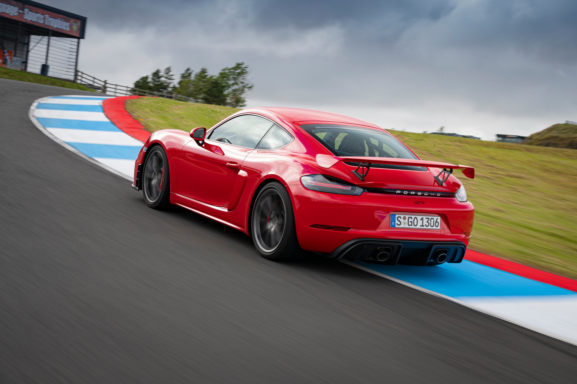 Massive Gallery Lets Us Bask In The Glory Of The 2020 Porsche 718 Cayman GT4