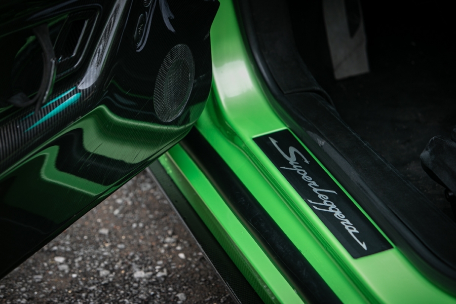 1965 Lotus Cortina Sells For Three Times More Than A Ferrari F430!