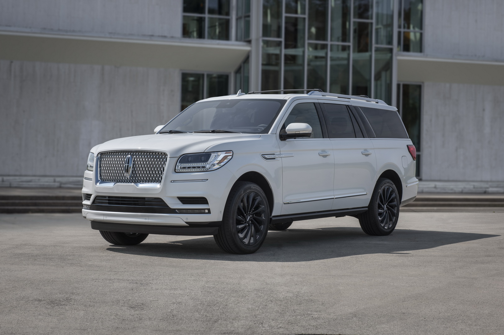 2020 Lincoln Navigator Arriving At Dealers In November With Extra Gear
