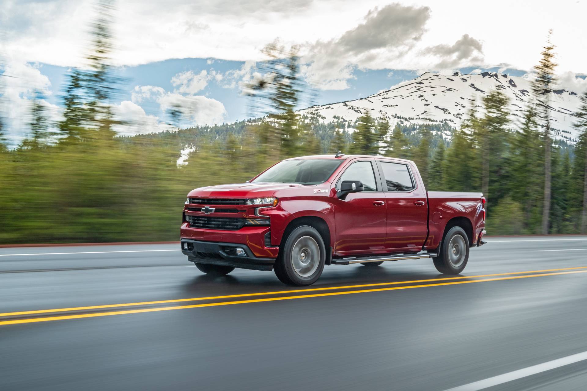 2020 Chevy Silverado 1500 Diesel Tops Rivals With EPA-Estimated 33 MPG Highway