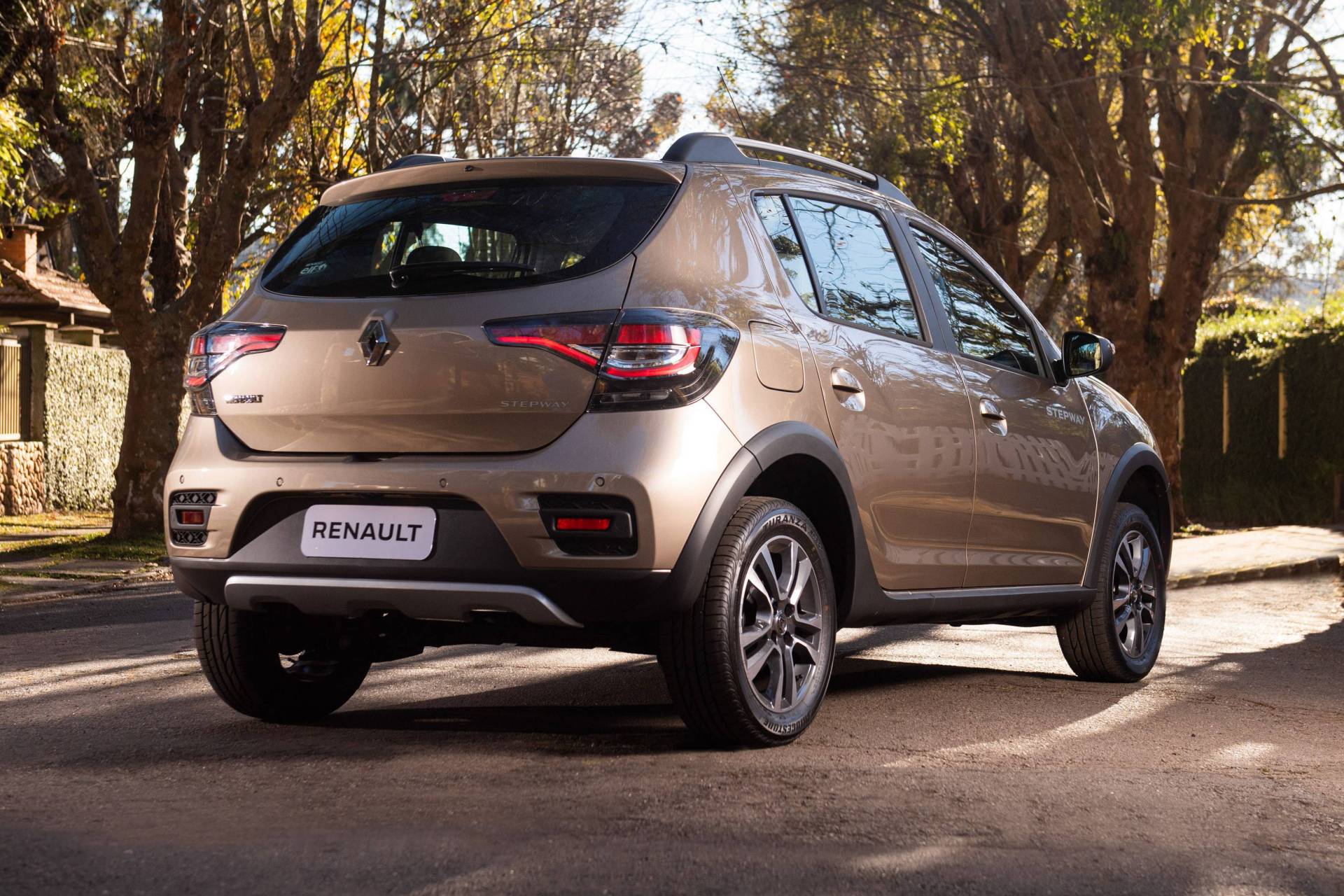 2020 Renault Logan, Sandero And Stepway Unveiled In Brazil With New Styling, CVT Option