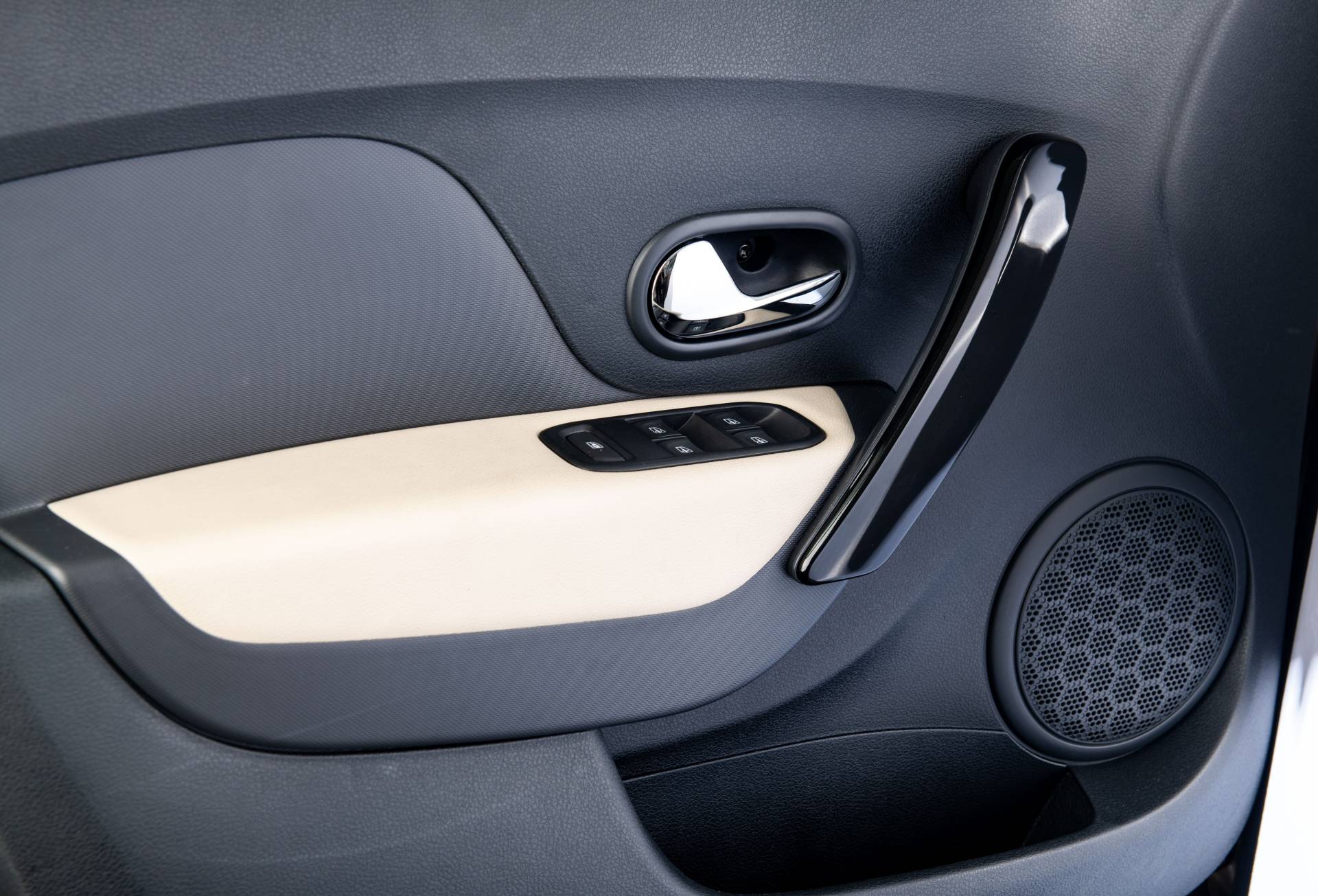 2020 Renault Logan, Sandero And Stepway Unveiled In Brazil With New Styling, CVT Option