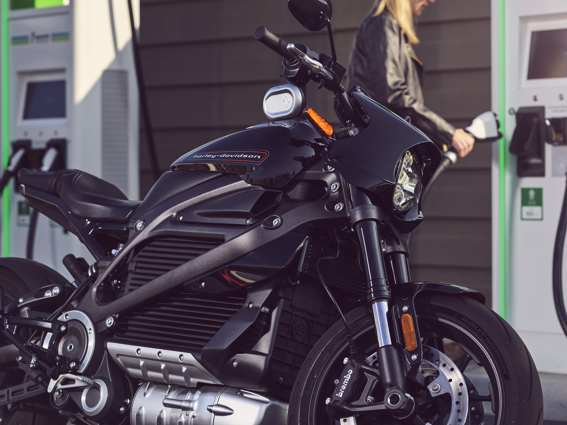VW’s Electrify America Providing Fully Electric Harley-Davidson Owners With Charging Plan