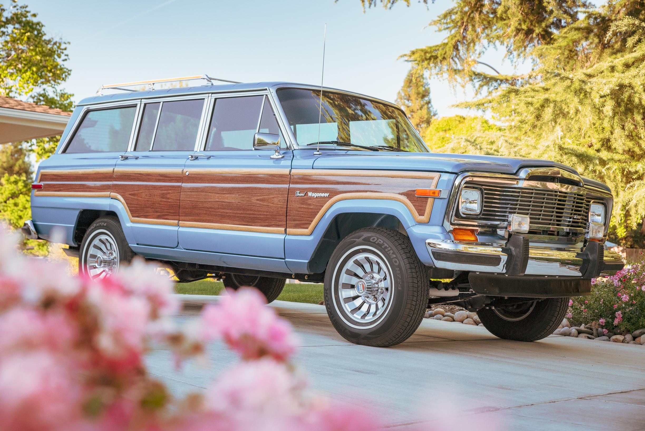 1984 Jeep Grand Wagoneer With ‘Vette LS1 V8 Swap Sells For A Cool $61,000