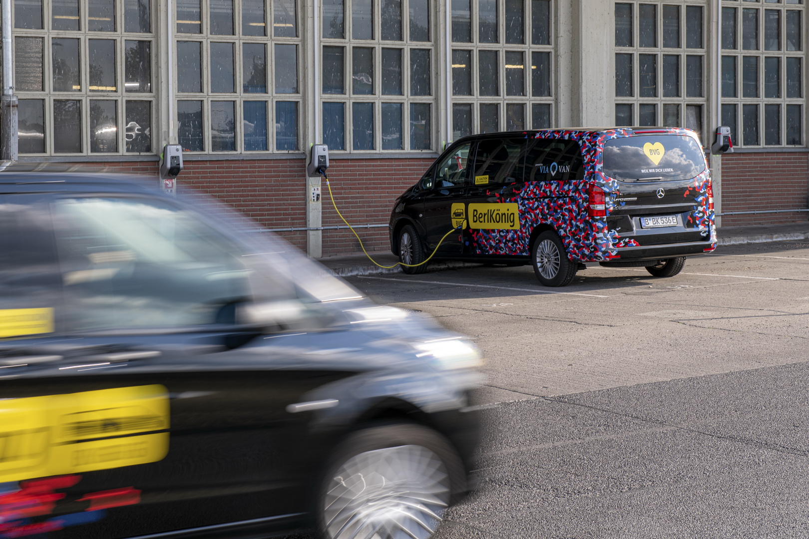 Mercedes-Benz eVito Tourer Unveiled With Electric Power, 116-Mile Range