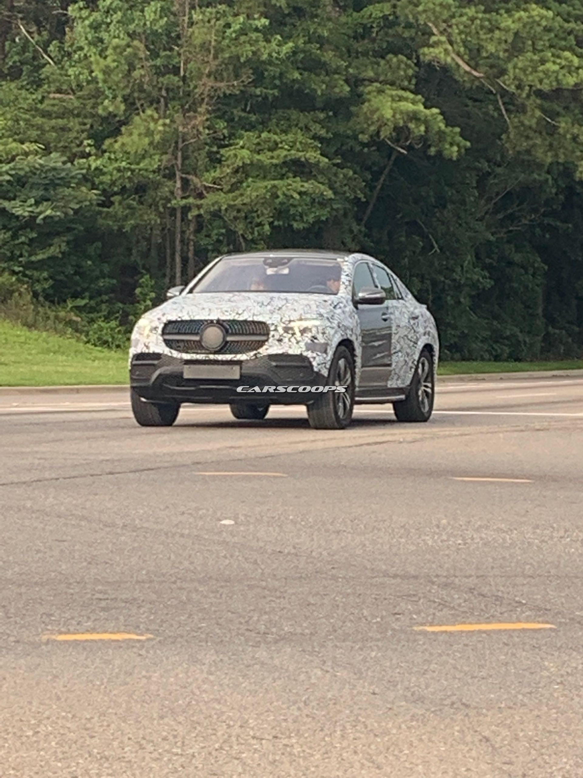 U Spy Mercedes-Benz Putting Final Touches On New GLE Coupe