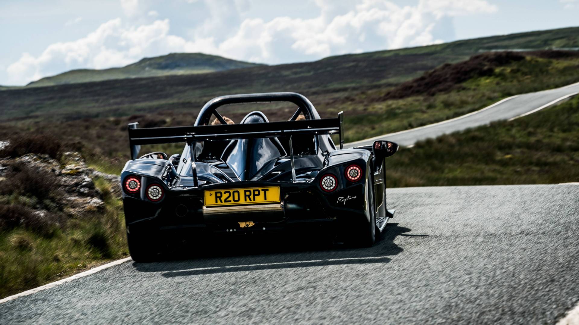 350 HP Radical Rapture Street-Legal Racer Does 0-60 In 3 Seconds