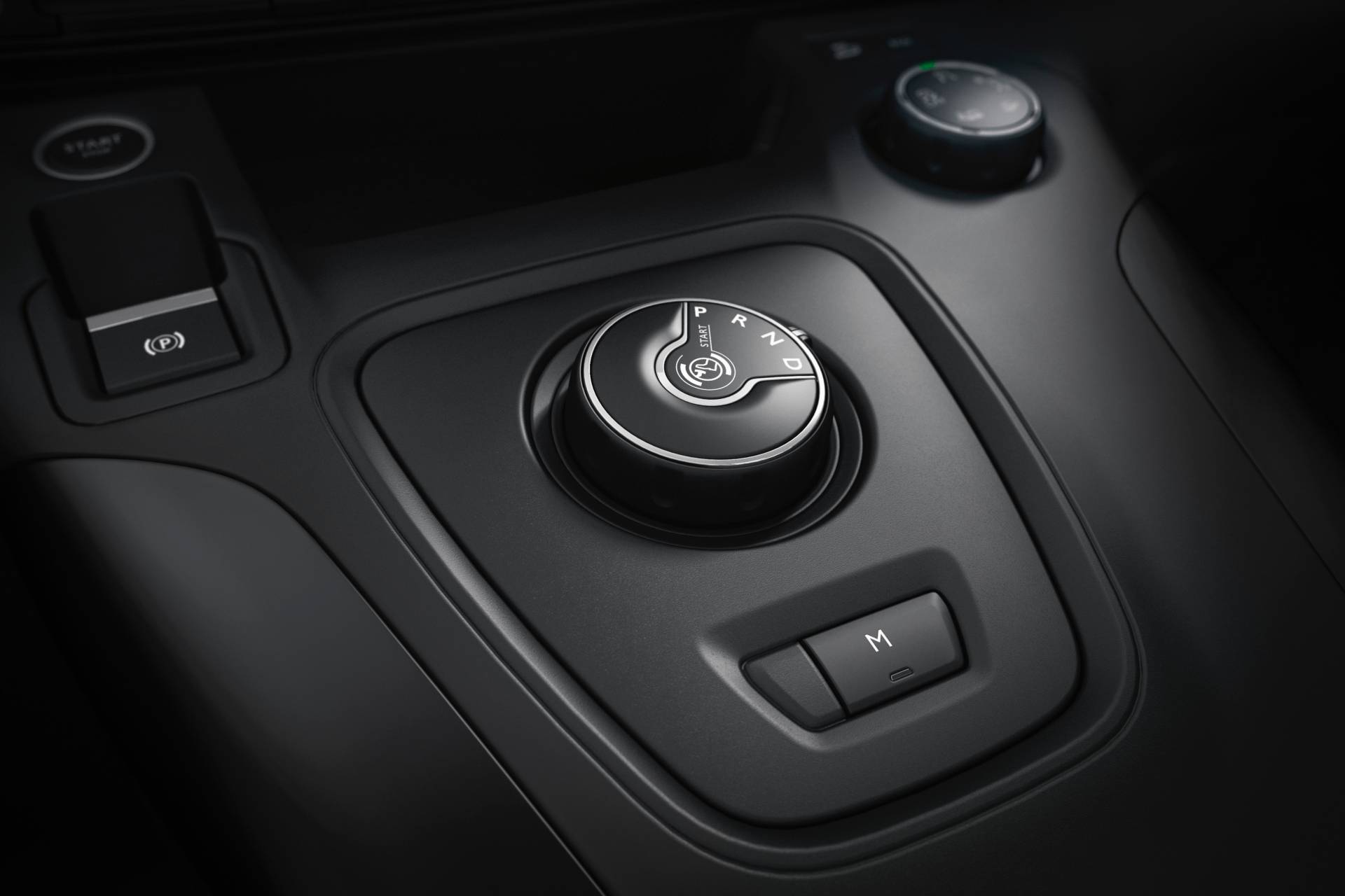 Opel Combo Life Gains 130 PS 1.2L Turbo Three-Pot, Eight-Speed Auto