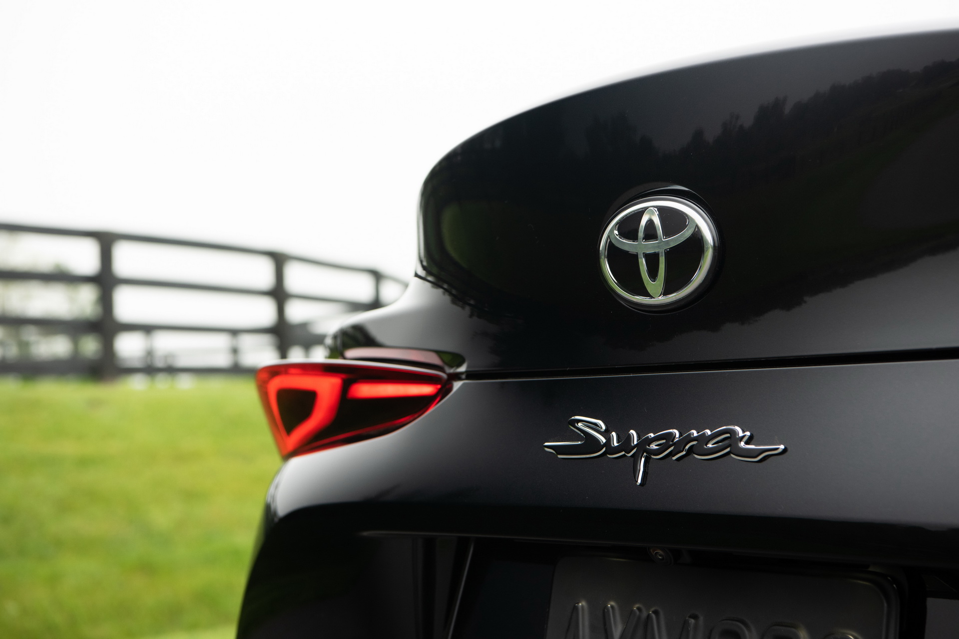 Unlike The New Z4, The 2020 Supra Offers Apple CarPlay – But There’s A Catch