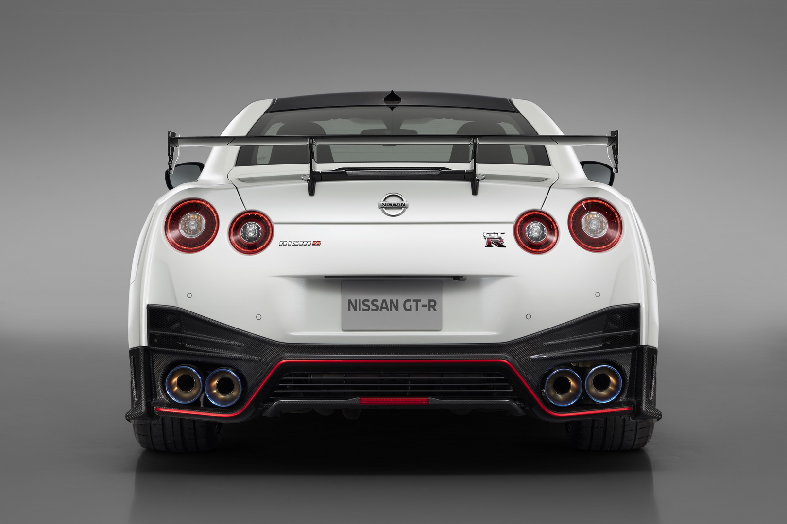 Nissan Prices 2020 GT-R From $113,540, NISMO From $210,740; Drops Over 120 Photos Too
