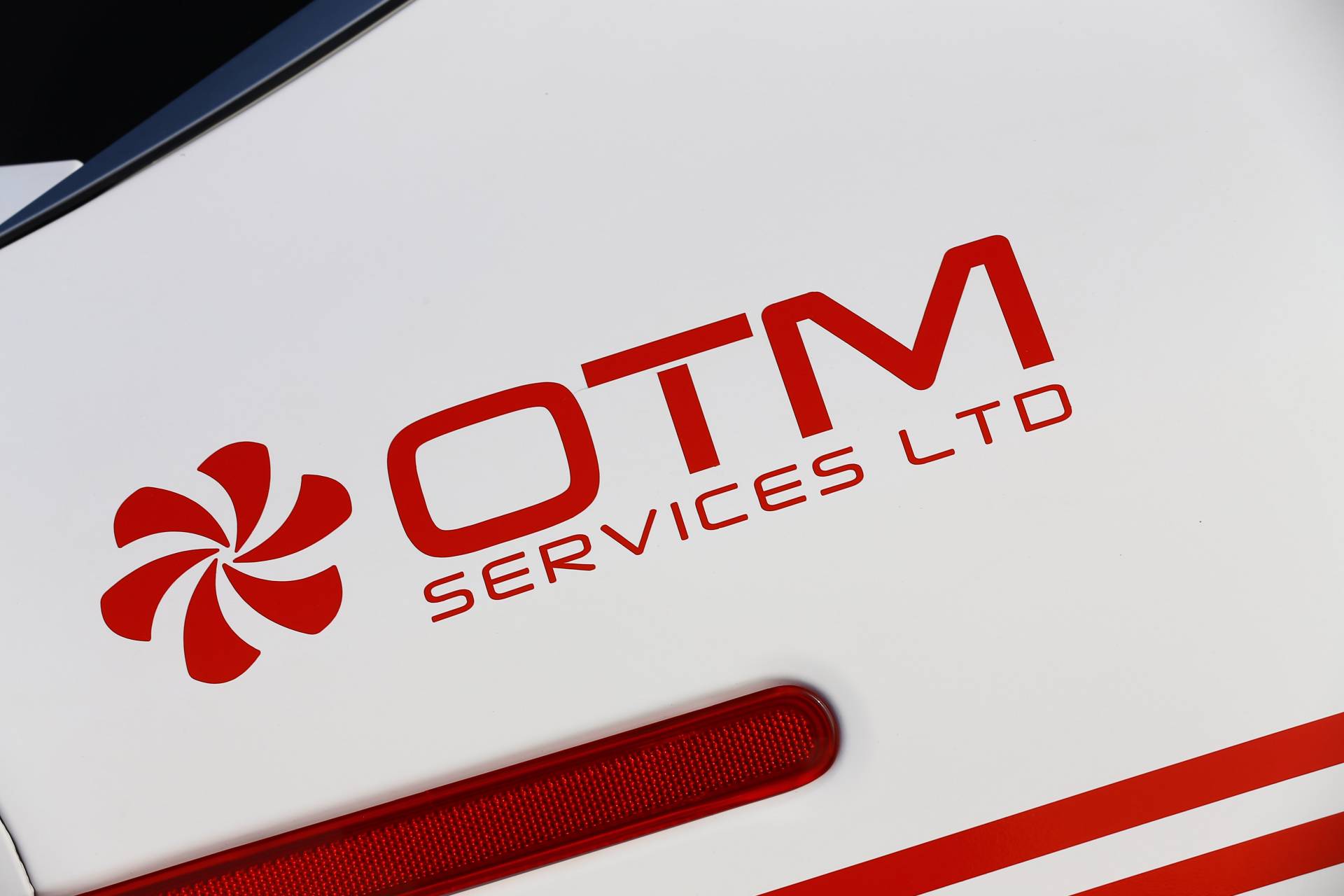 Kia Creates A 422 HP Stinger GT420 “Track Day Monster” After Saving It From The Crusher