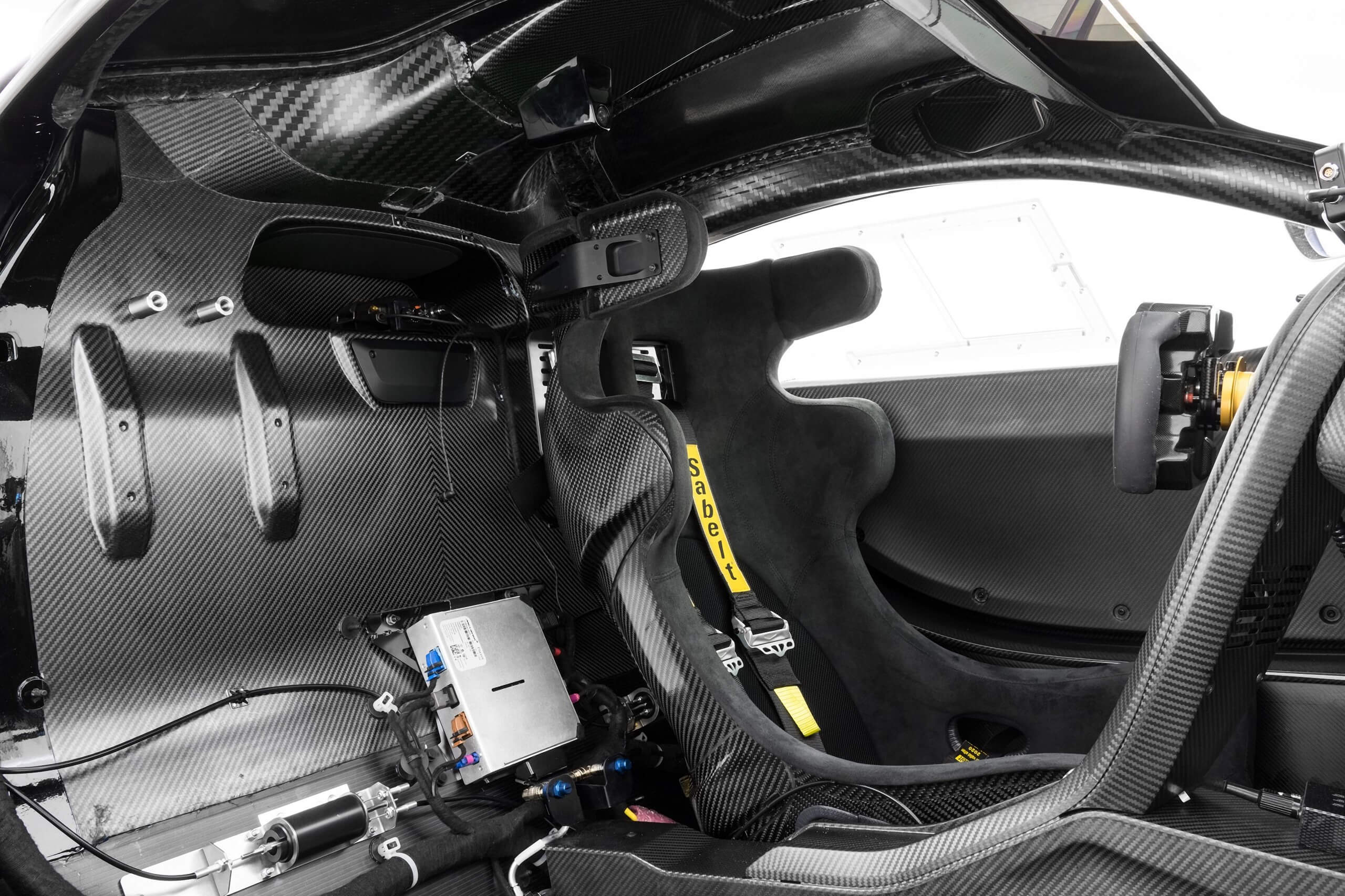 This Street-Legal McLaren P1 GTR Is Perfect For Well-Off Petrolheads