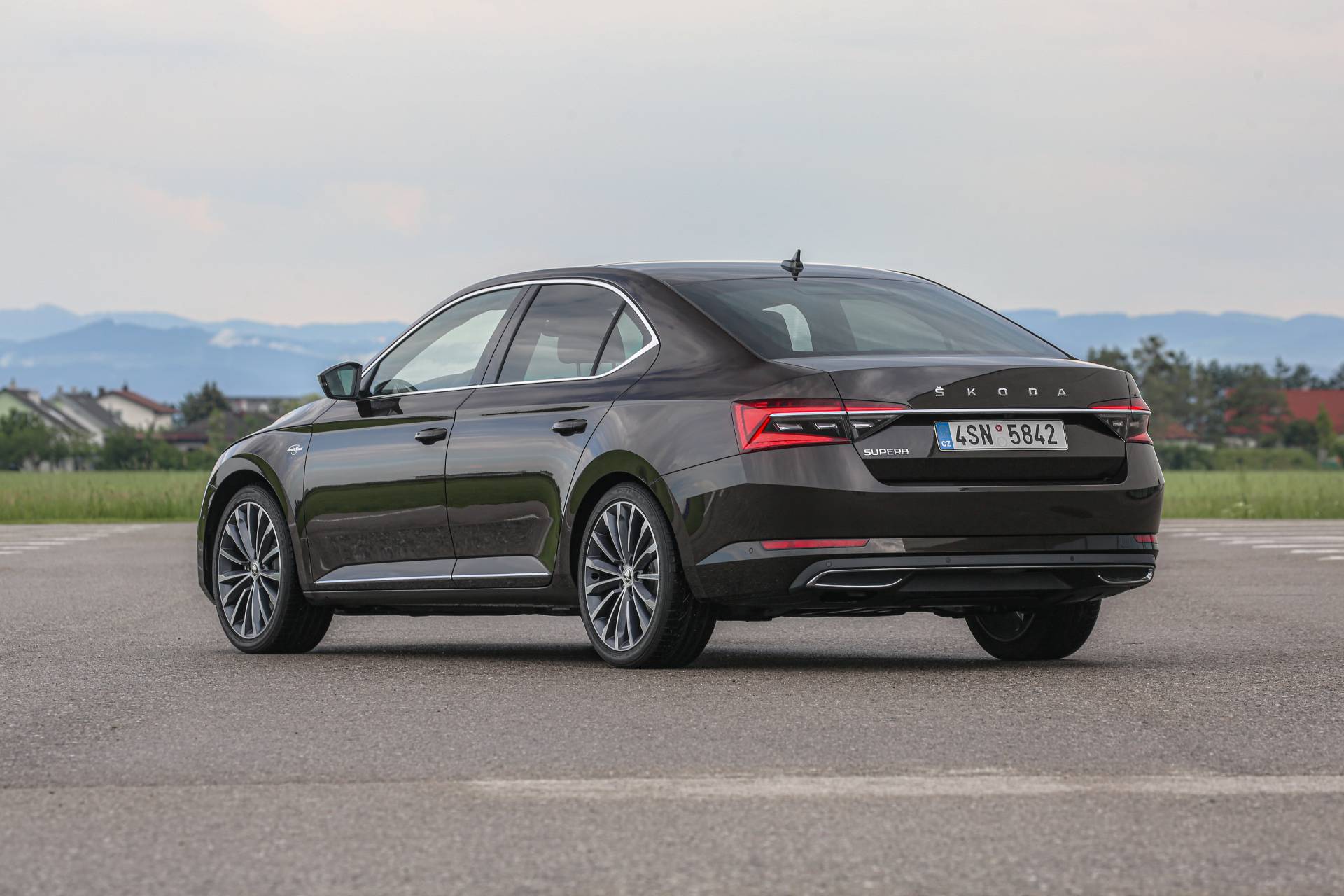 2020 Skoda Superb Lays All Its Cards On The Table In Mega Gallery
