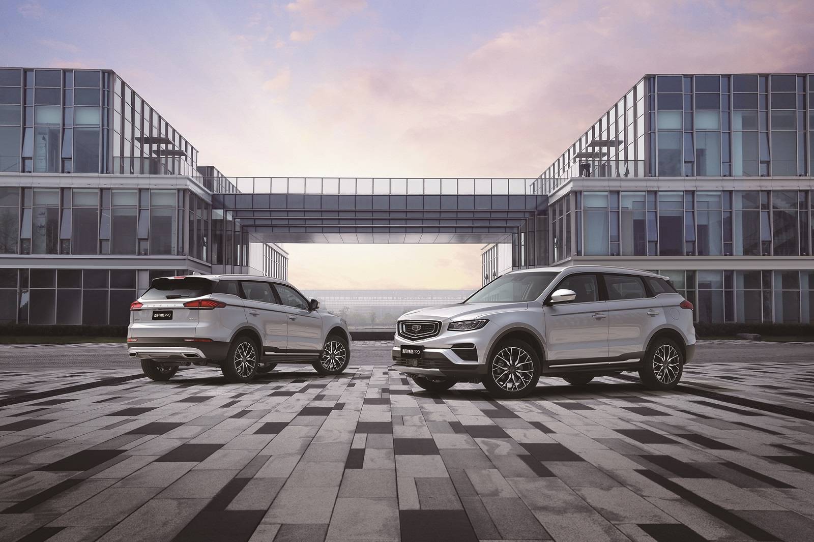 Facelifted Geely Bo Yue Pro Gains “Super Brain,” Updated Engines And Styling