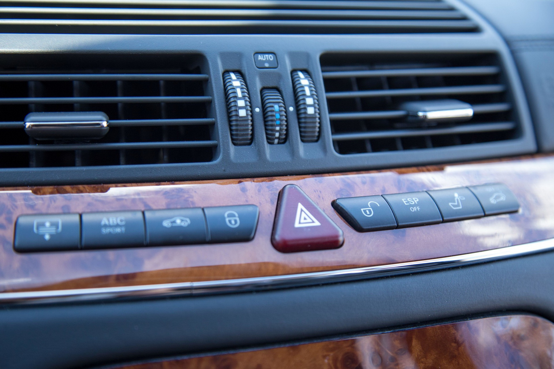 This 2003 Mercedes S55 AMG With Just 6,800 Miles Is As New As It Gets For A W220