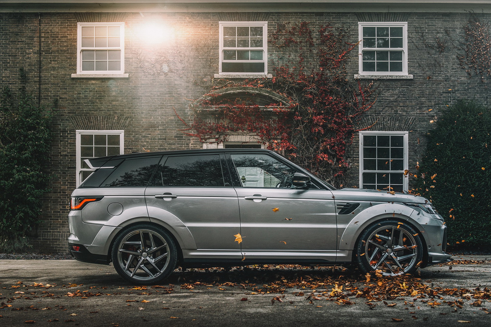Range Rover Sport SVR By Kahn Goes For A Princely £101k
