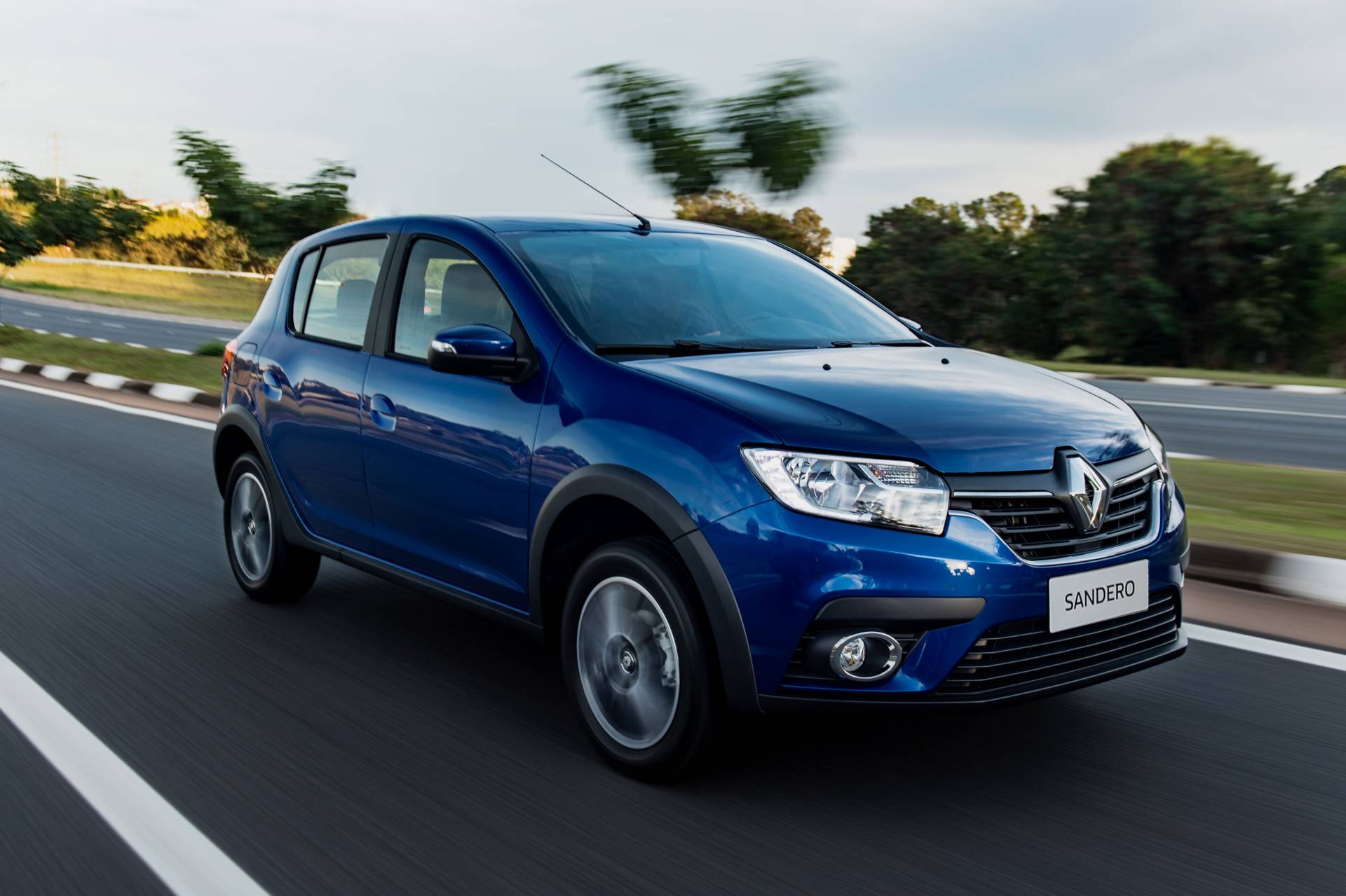 2020 Renault Logan, Sandero And Stepway Unveiled In Brazil With New Styling, CVT Option