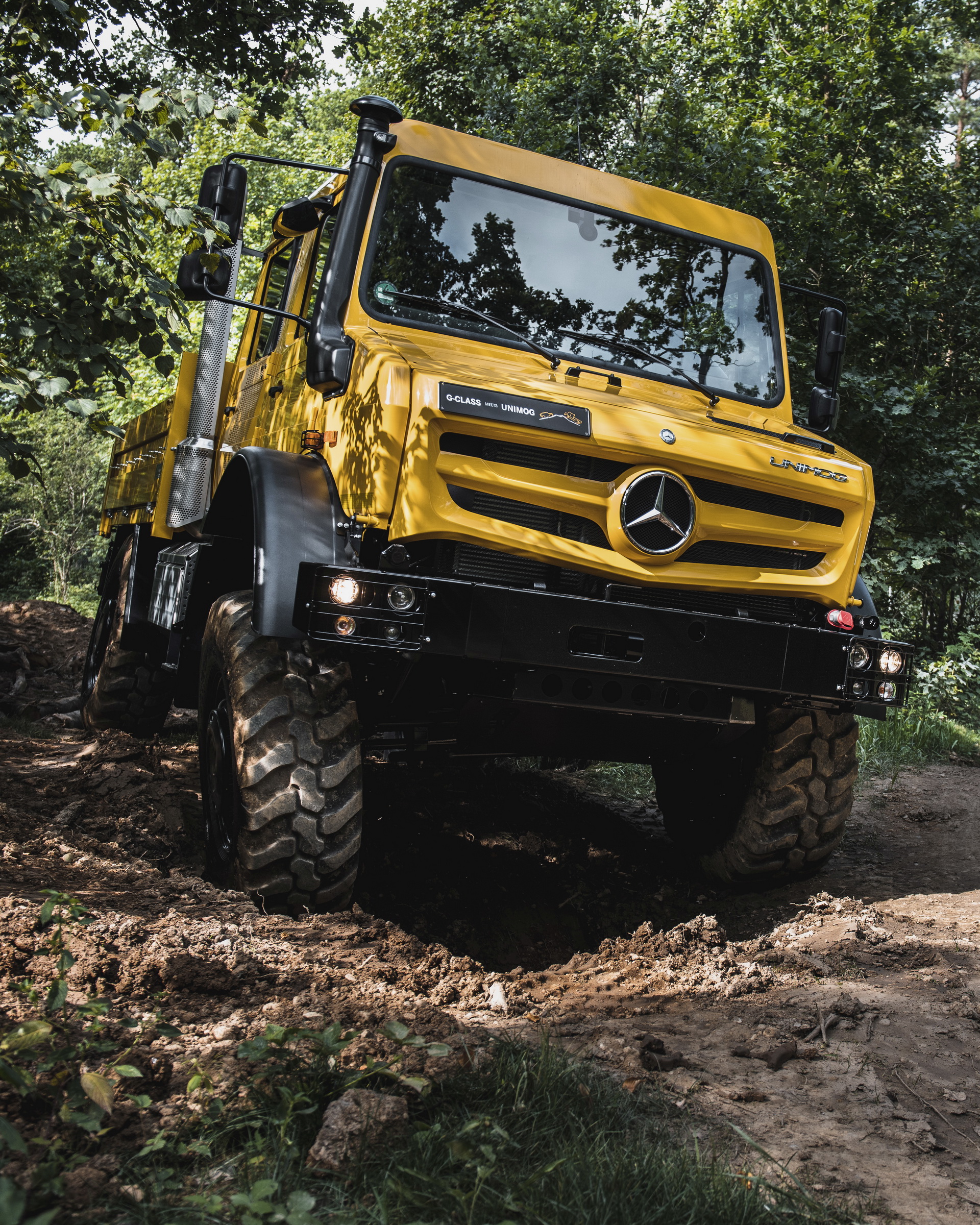Mercedes-Benz Brings New G-Class And Unimog Together For A Summit
