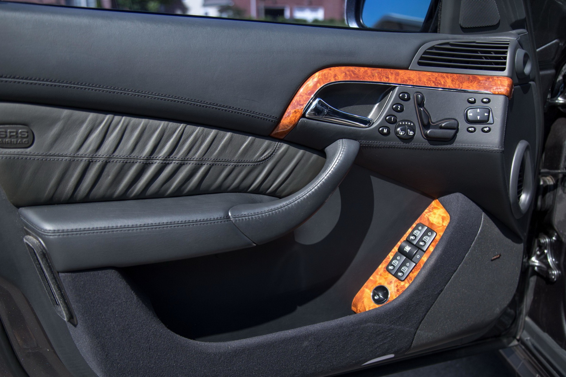 This 2003 Mercedes S55 AMG With Just 6,800 Miles Is As New As It Gets For A W220