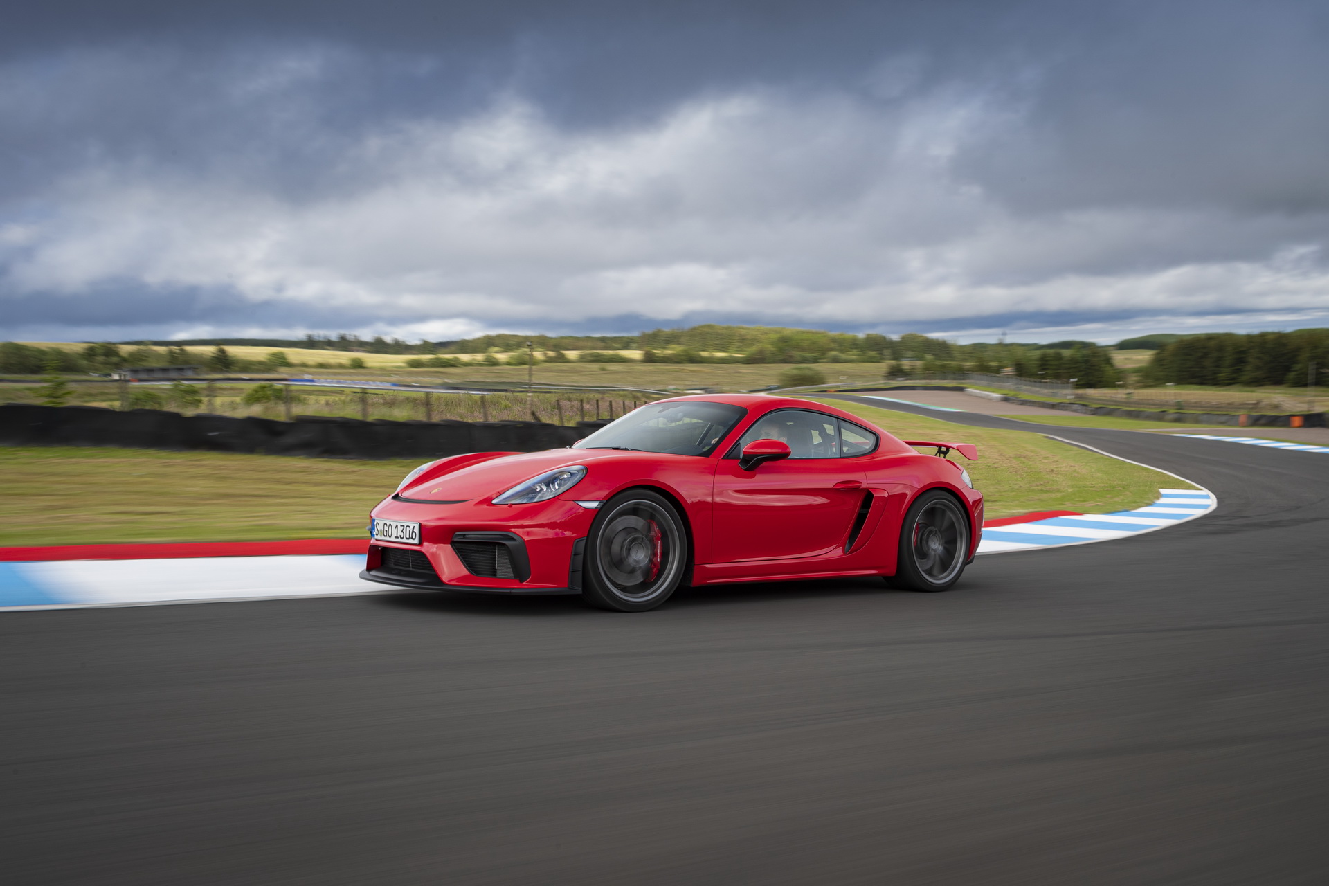 Massive Gallery Lets Us Bask In The Glory Of The 2020 Porsche 718 Cayman GT4