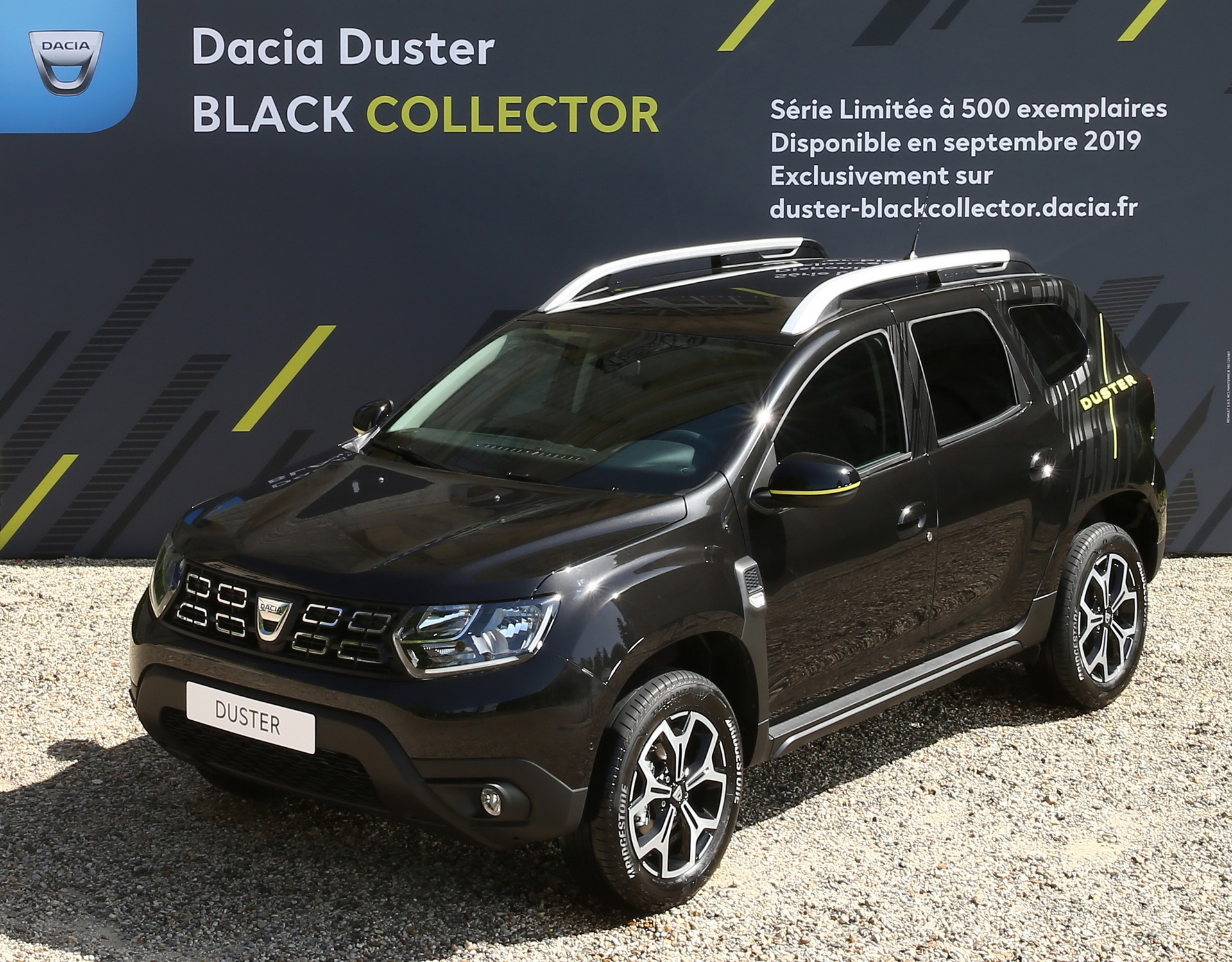Dacia Launches Duster Black Collector Limited Edition, Deliveries Start In Autumn