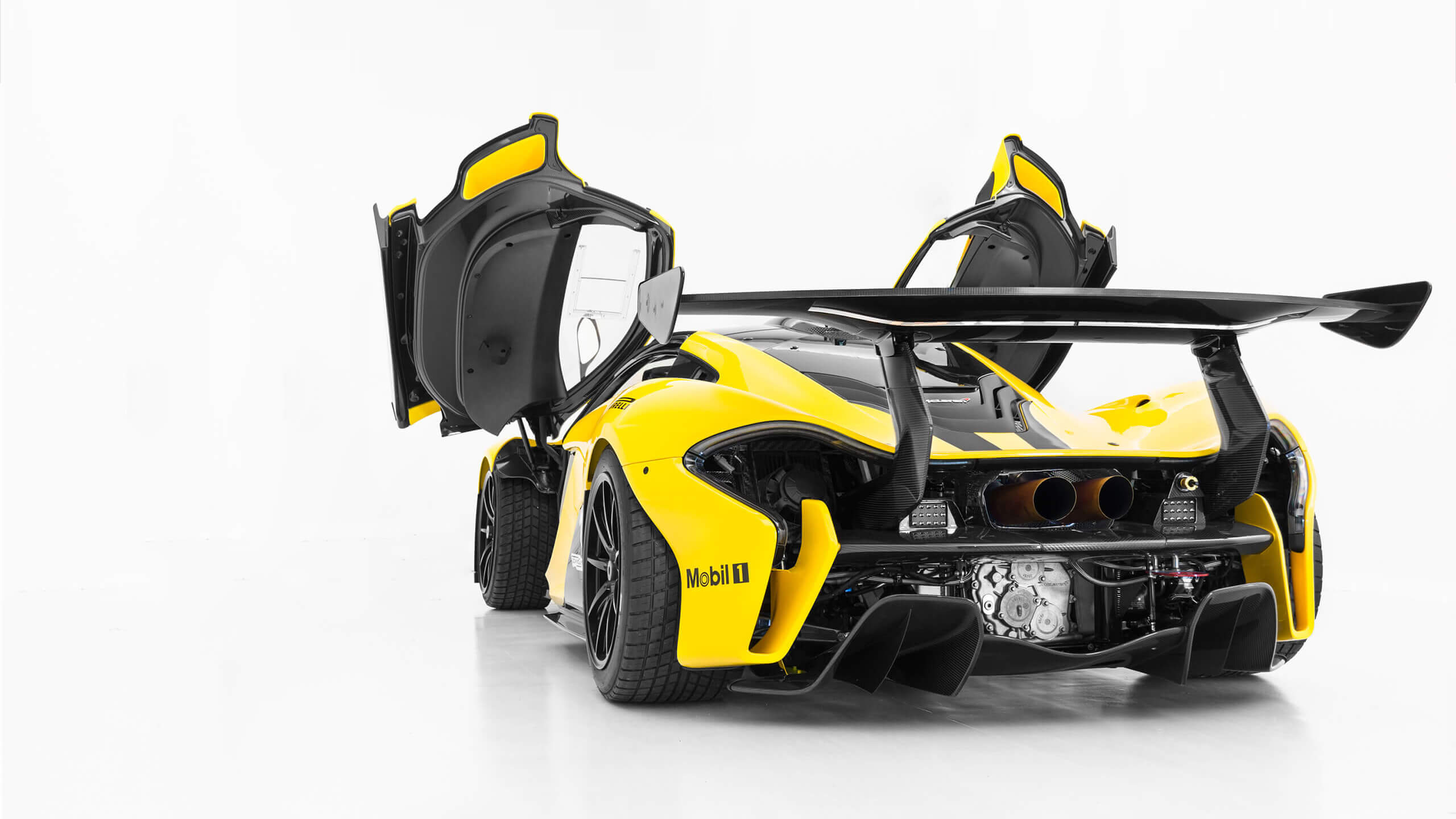 This Street-Legal McLaren P1 GTR Is Perfect For Well-Off Petrolheads