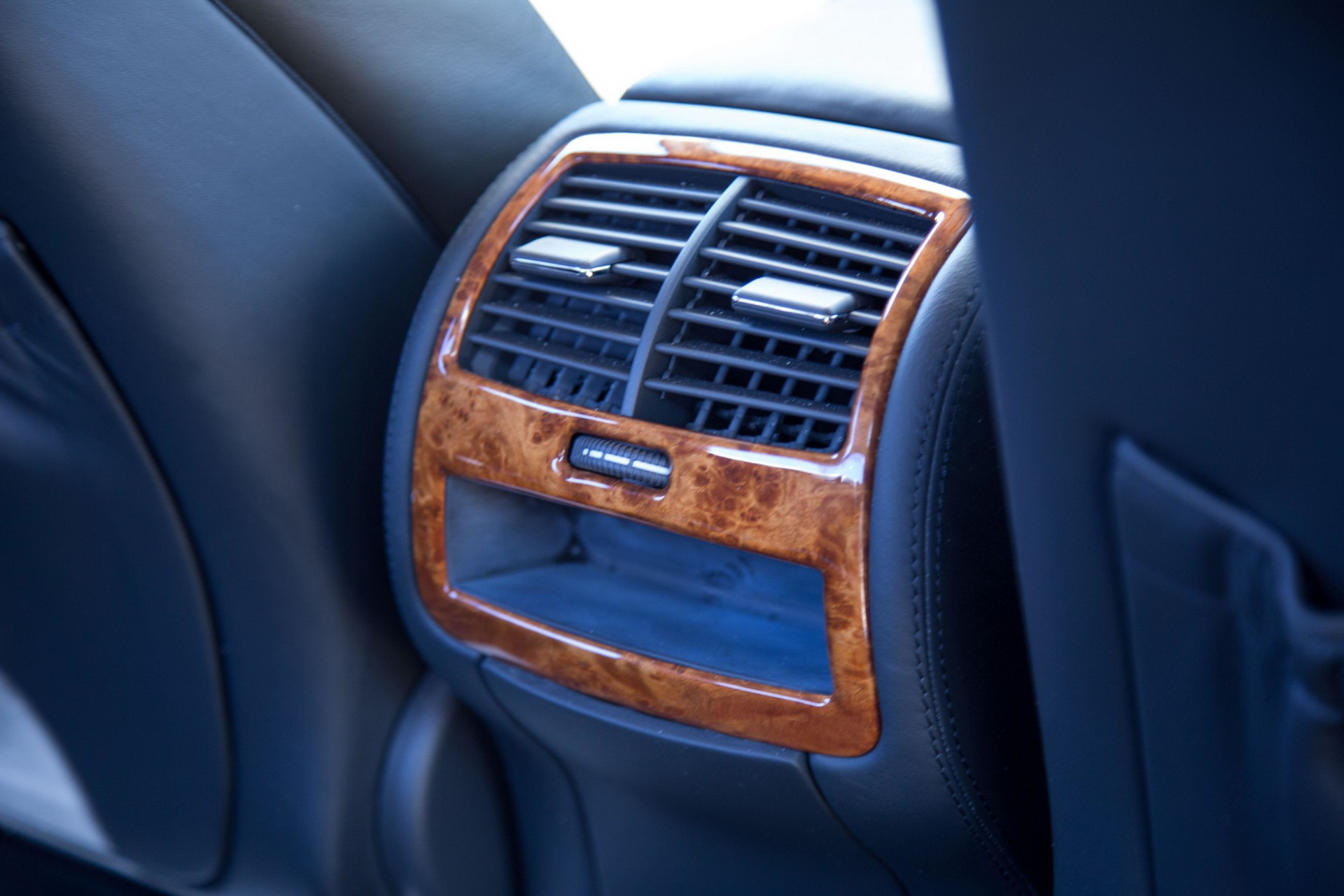 This 2003 Mercedes S55 AMG With Just 6,800 Miles Is As New As It Gets For A W220