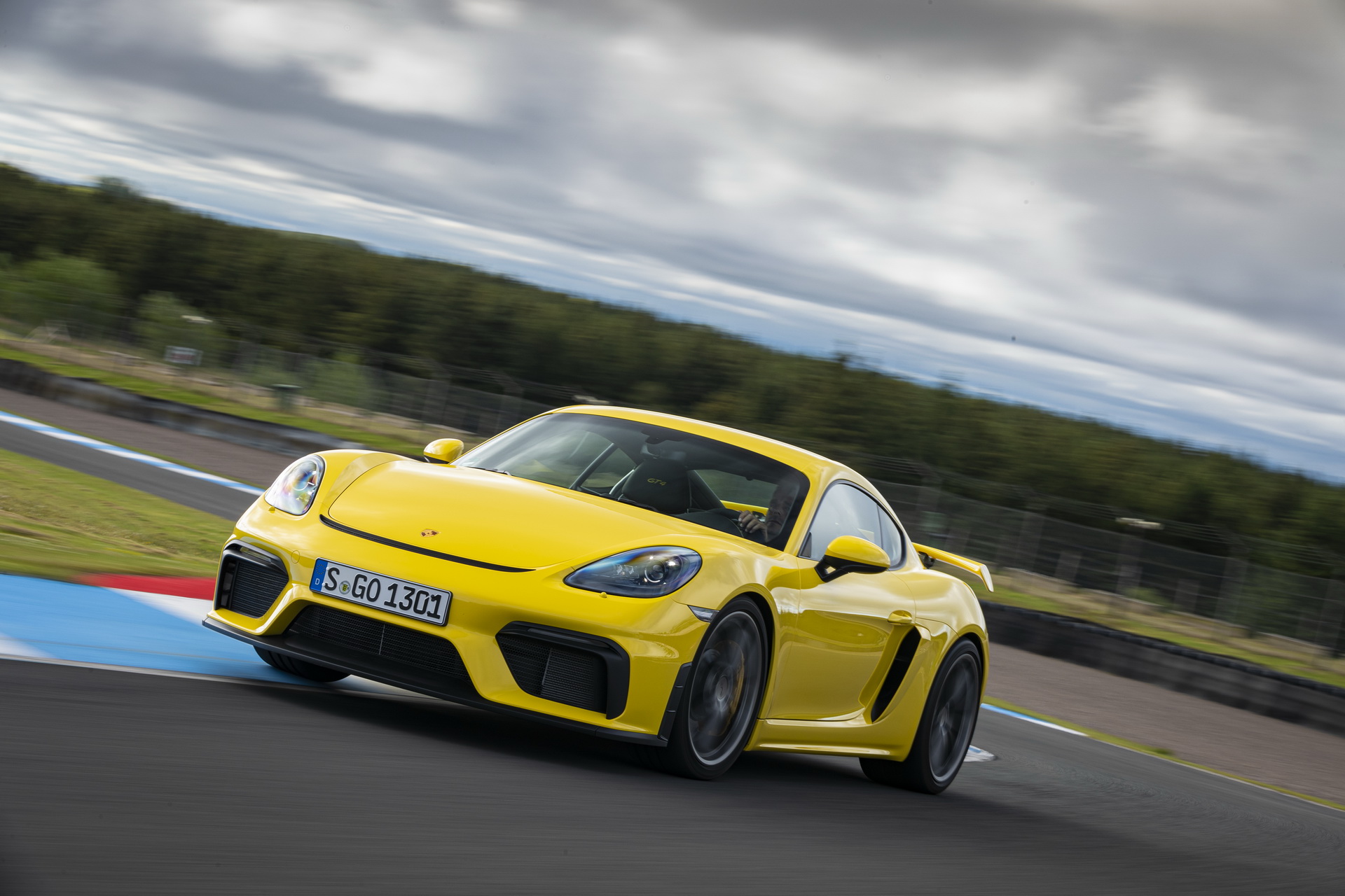 Massive Gallery Lets Us Bask In The Glory Of The 2020 Porsche 718 Cayman GT4
