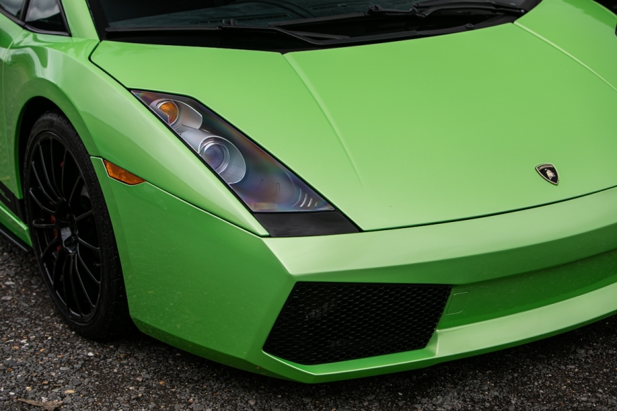 1965 Lotus Cortina Sells For Three Times More Than A Ferrari F430!