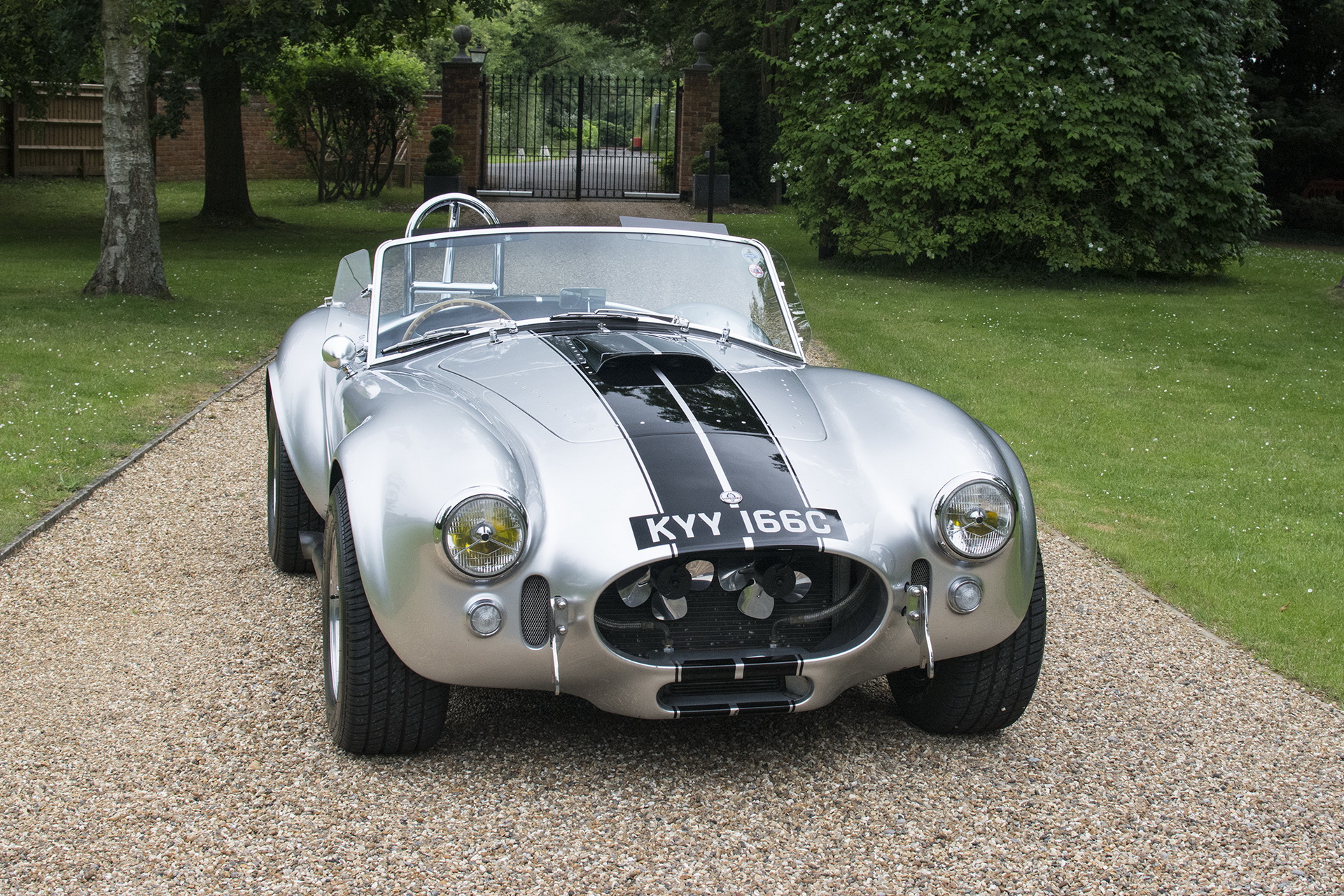 Celebrity-owned Shelby Cobra 427 S/C Recreation Could Become Your Own “Firestarter”