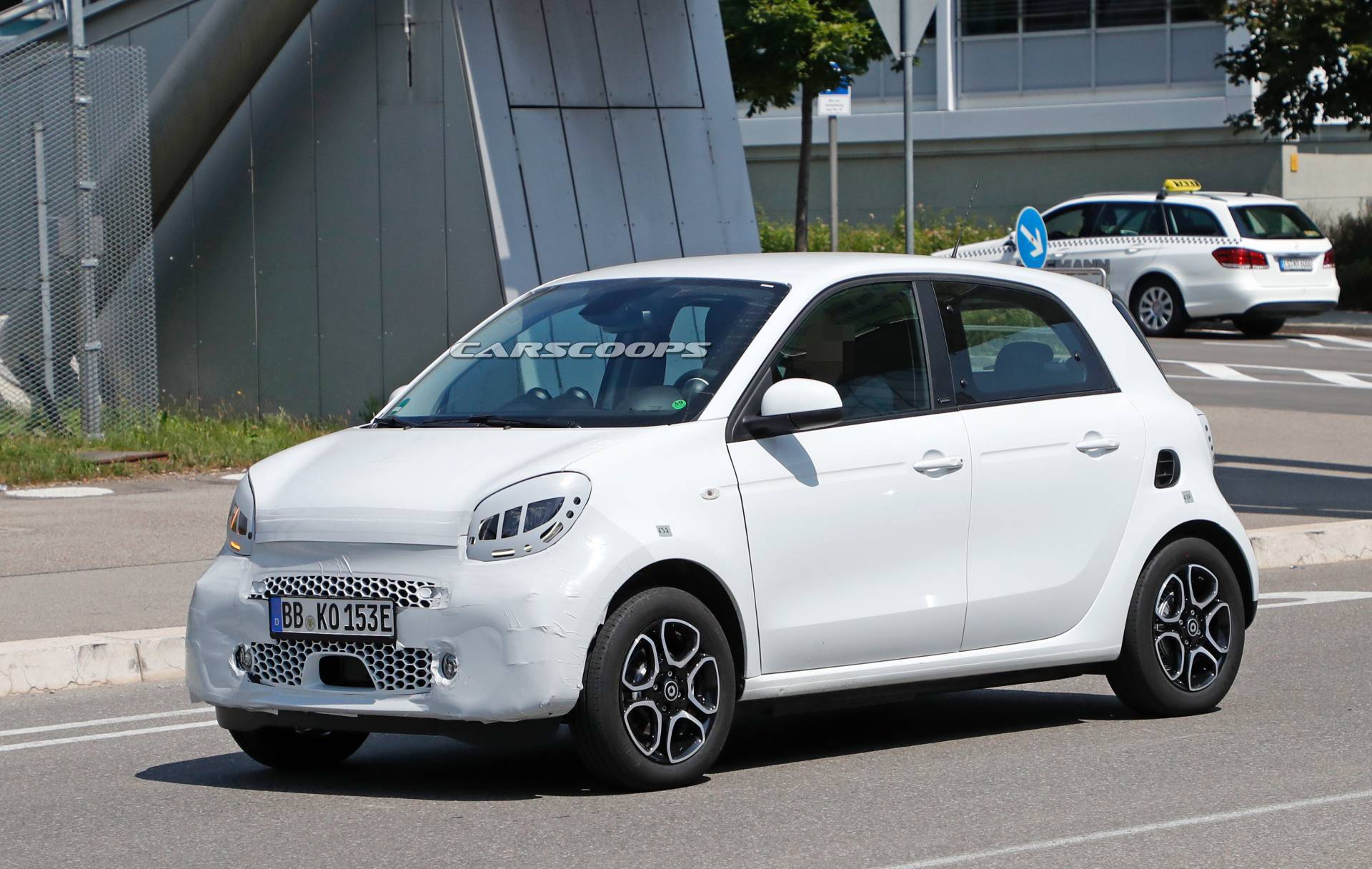 Facelifted 2020 Smart EQ Forfour Going Down The Same Route As Revised Fortwo