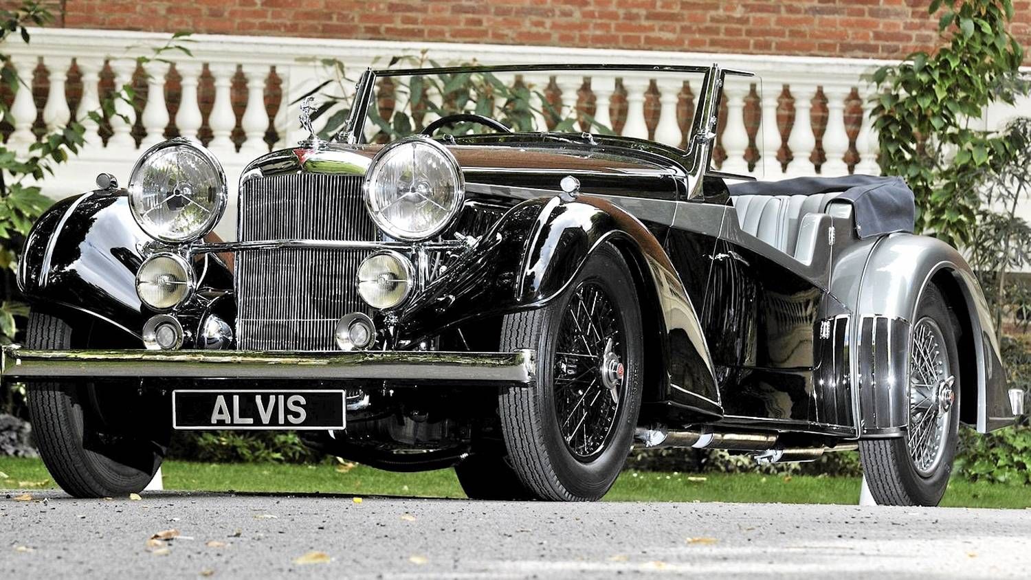 Alvis Resurrected After Long Slumber, Blends Heritage With Modern Technology