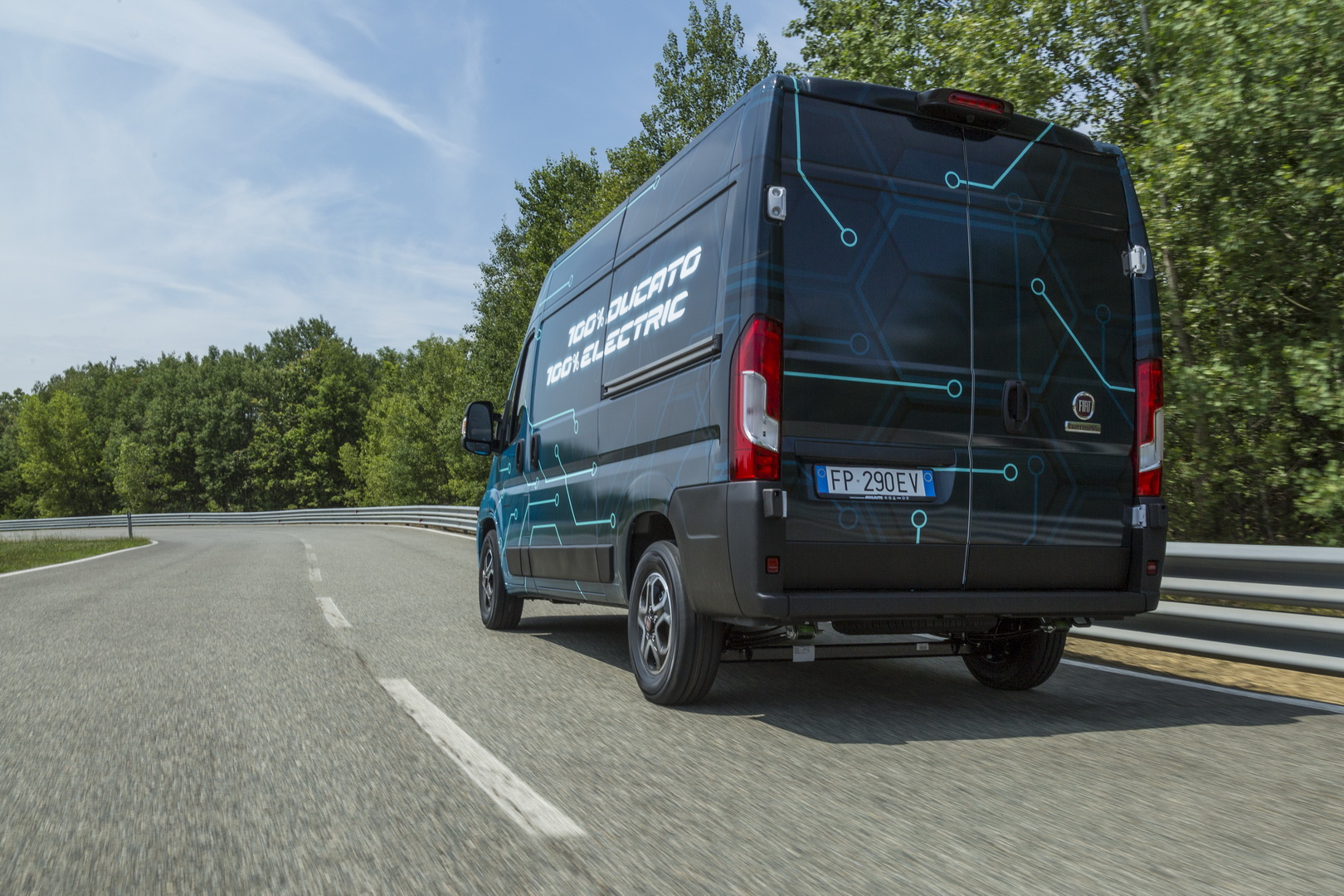 Fiat Ducato Goes Electric, Will Launch In 2020