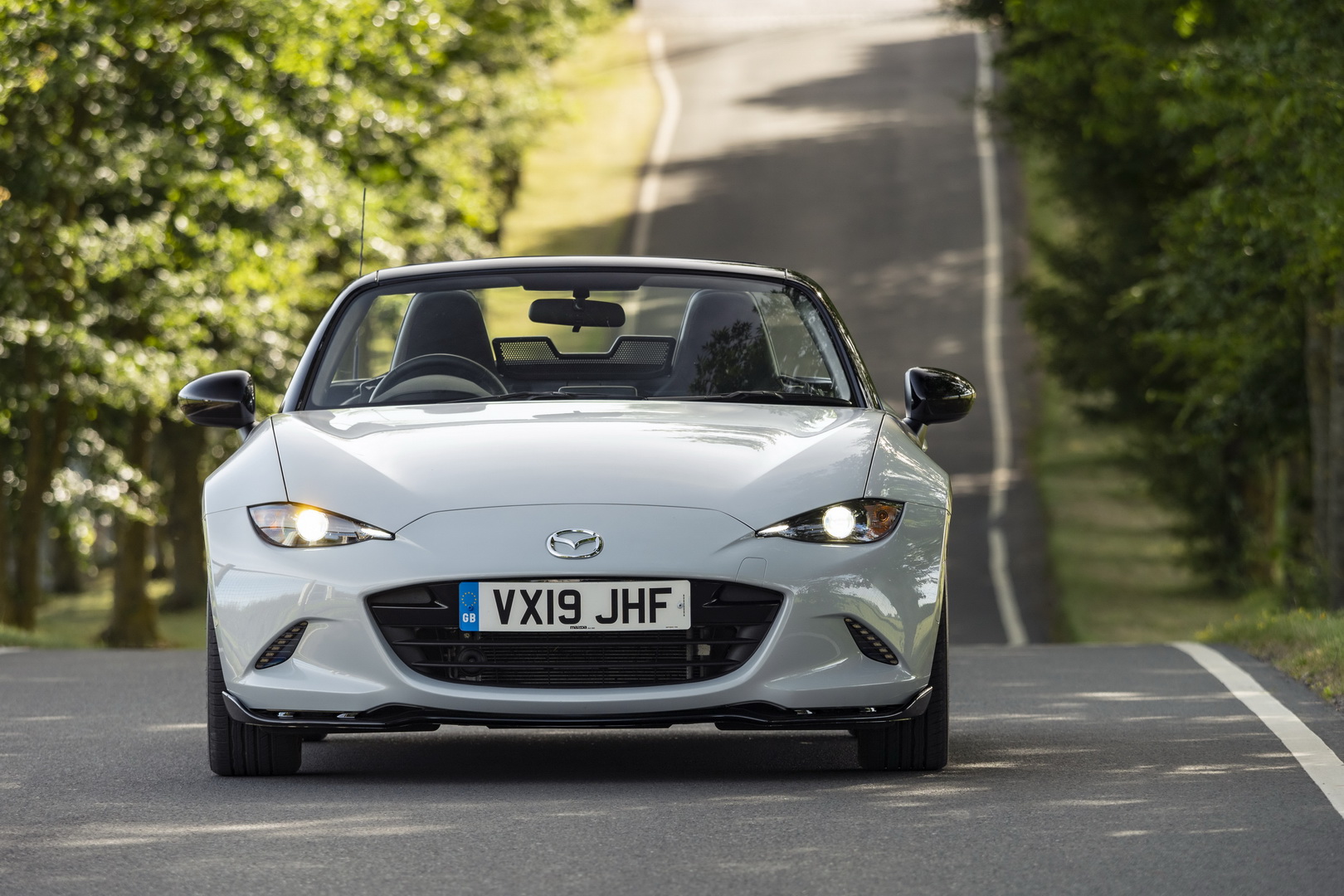 Personalize Your Mazda MX-5 With The Optional Cup And Design Packs