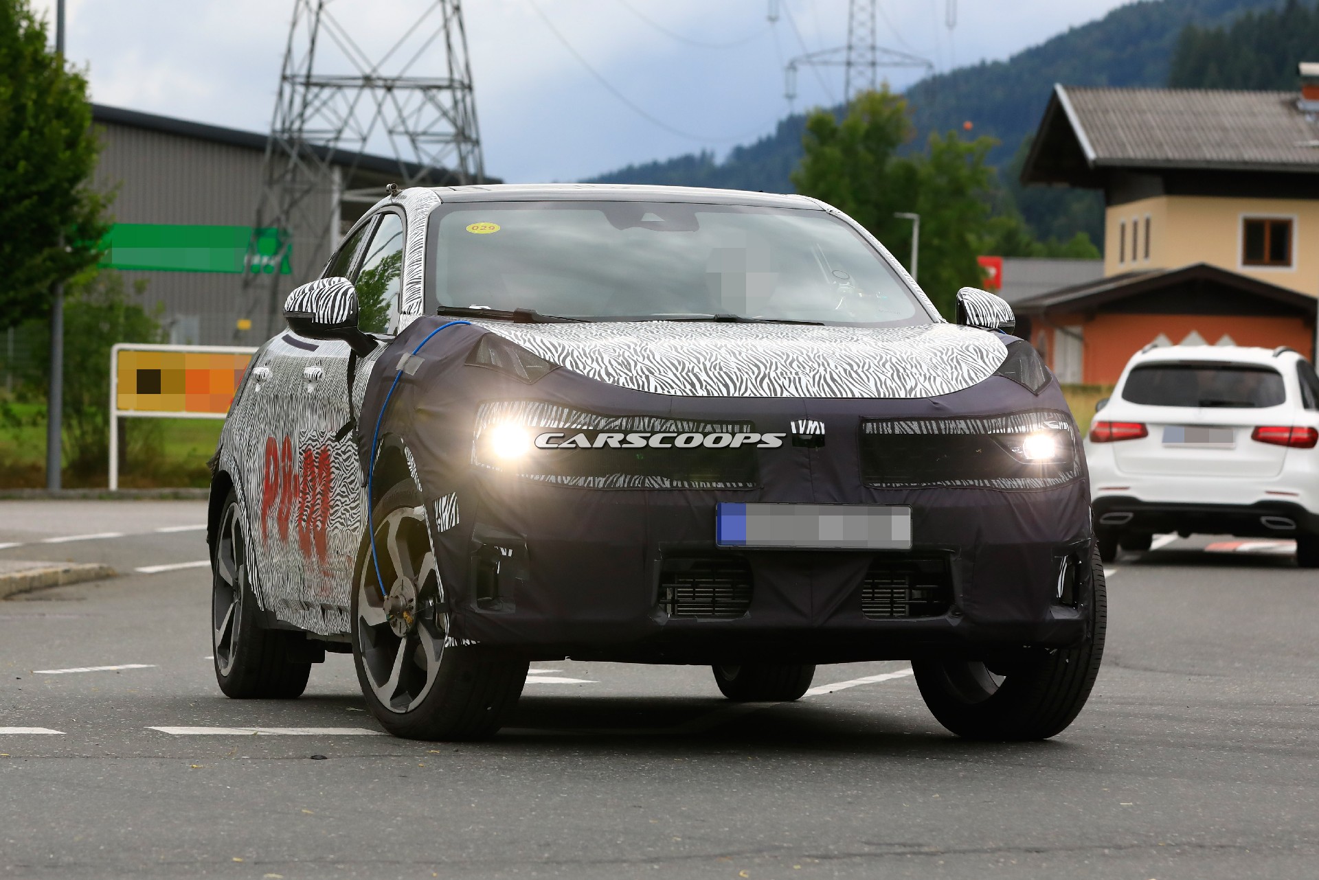Lynk & Co 05 Loses Some Camo While Conducting Testing In The Alps