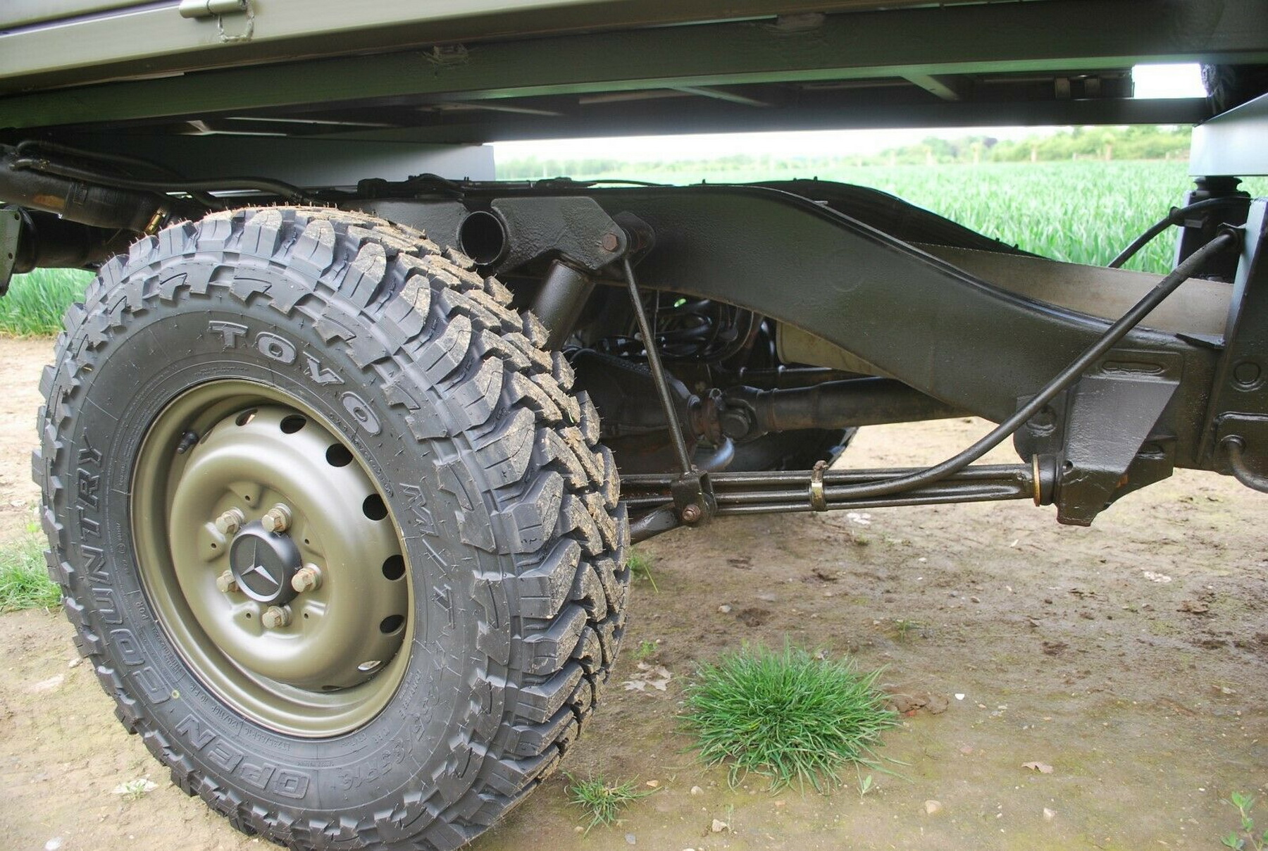 Cancel That Gladiator – There’s An Army-Spec G-Class Pickup For Sale