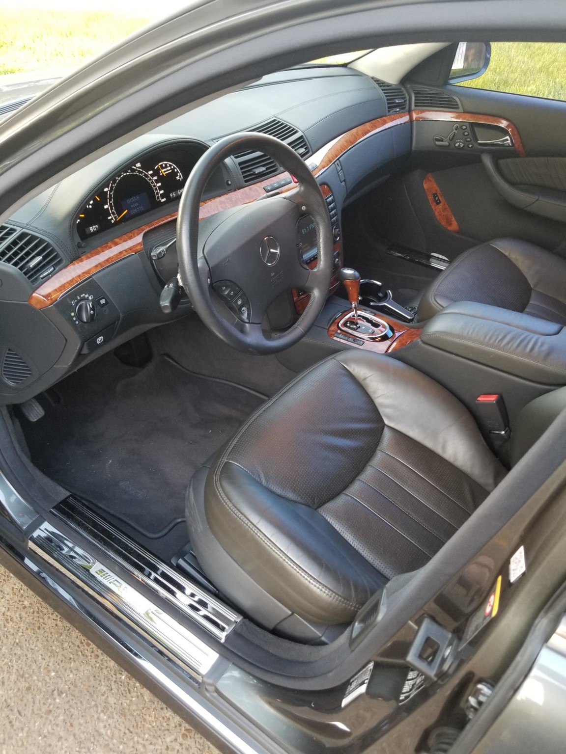 This 2003 Mercedes S55 AMG With Just 6,800 Miles Is As New As It Gets For A W220