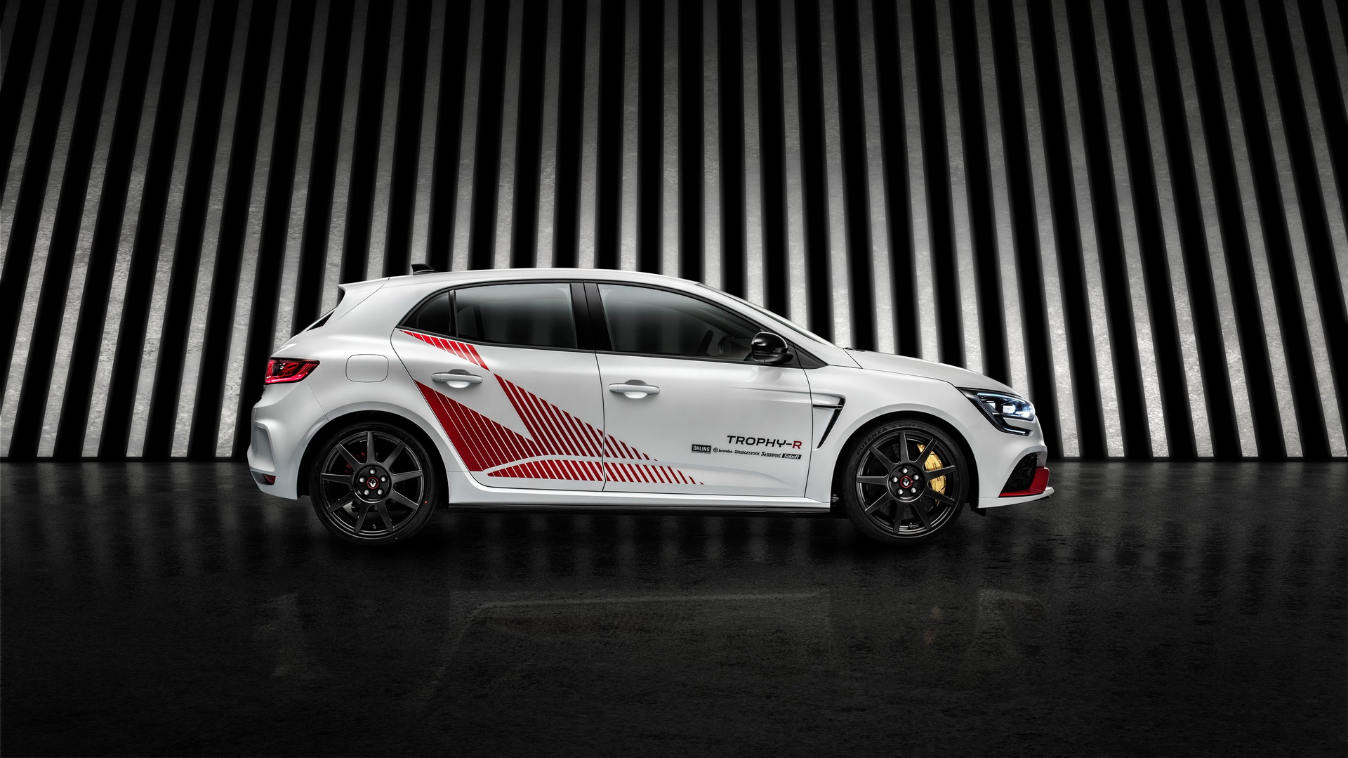 Renault Details Megane RS Trophy-R, The Purest Hot Hatch Of Them All