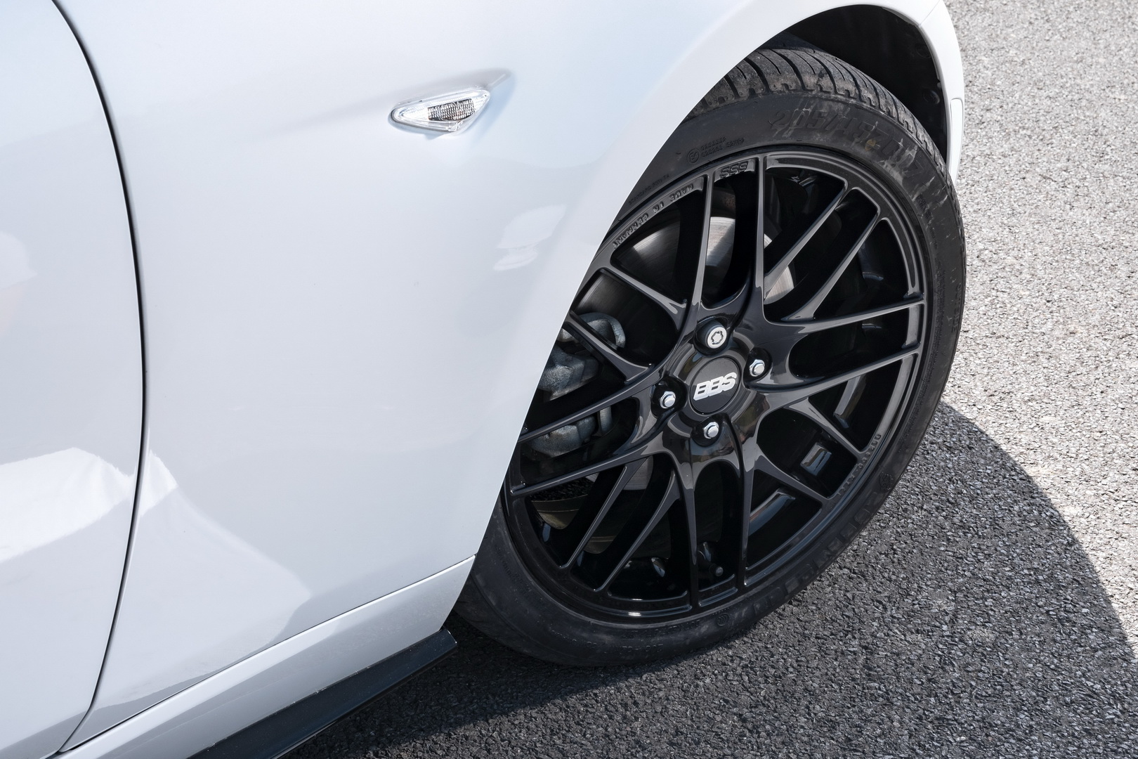 Personalize Your Mazda MX-5 With The Optional Cup And Design Packs