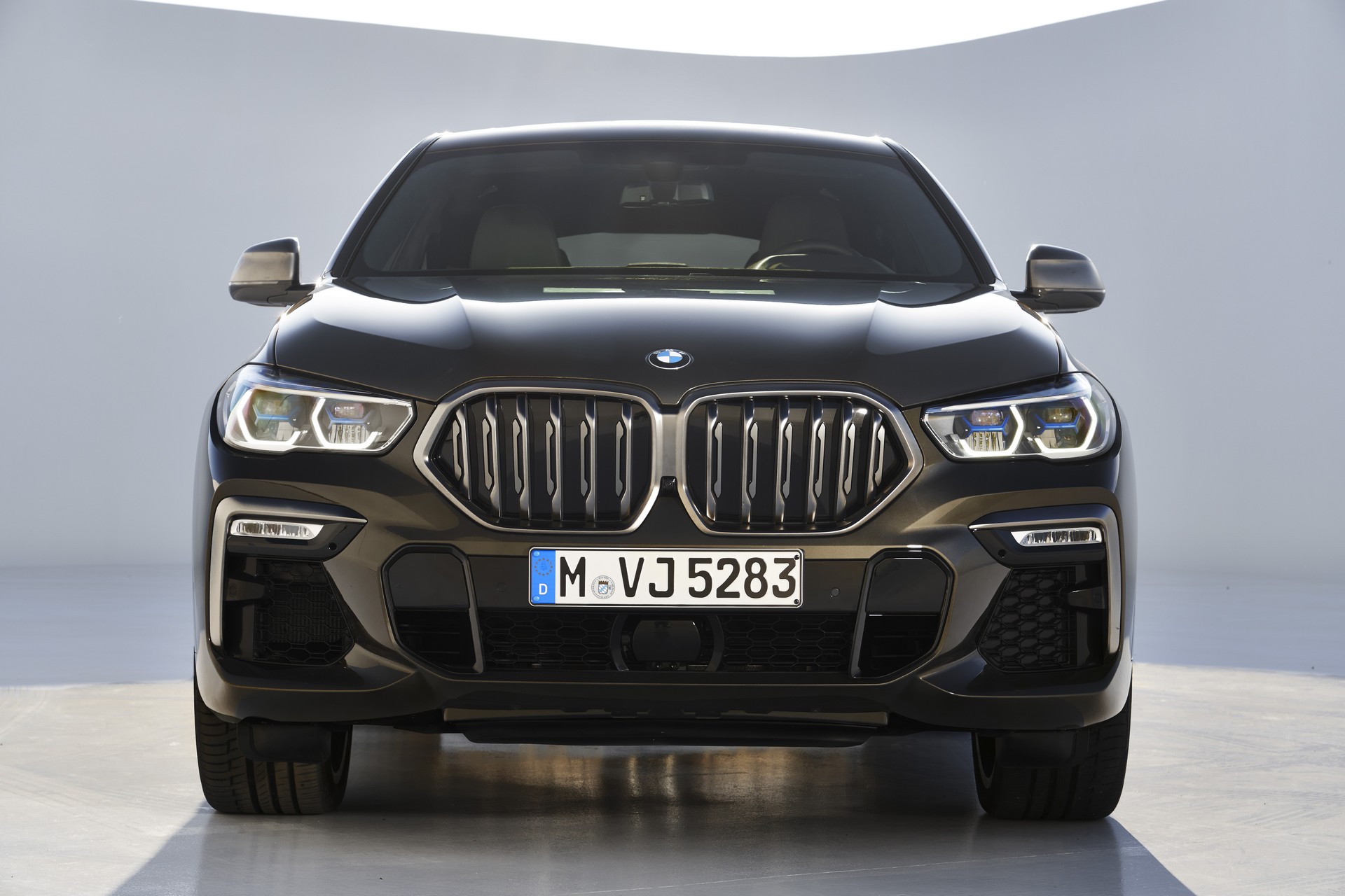 2020 BMW X6 Goes Official With Sportier Styling, 523 HP V8 Engine