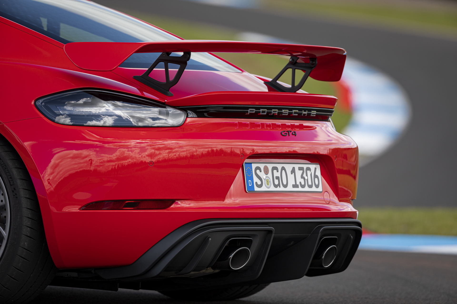 Massive Gallery Lets Us Bask In The Glory Of The 2020 Porsche 718 Cayman GT4