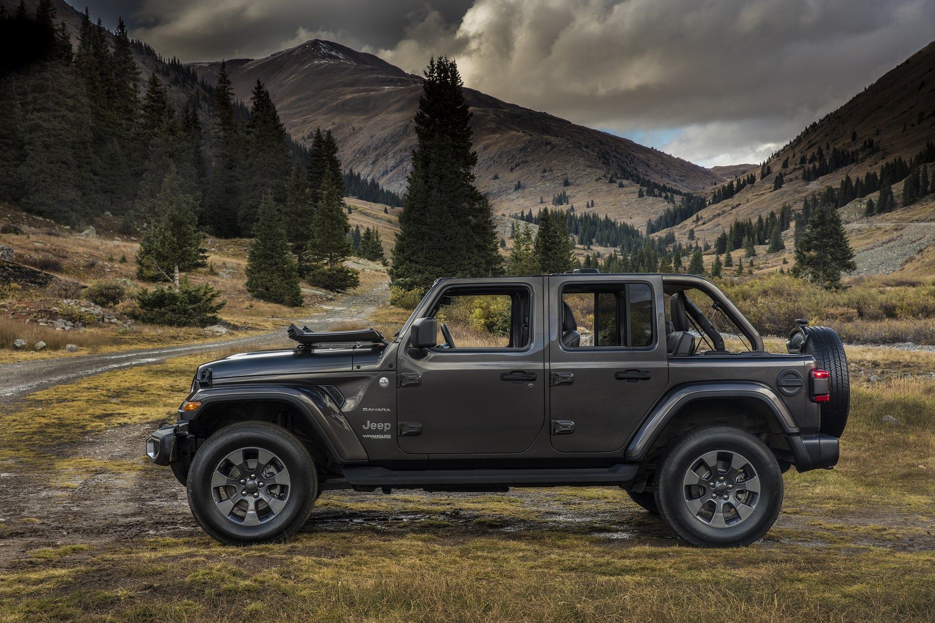 2020 Jeep Wrangler To Get V6 And Inline-Four Hybrid Powertrains | Carscoops