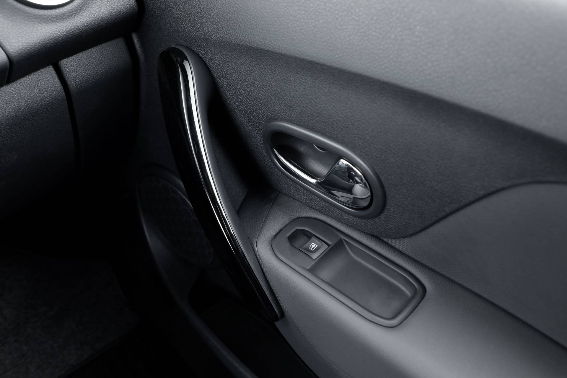 2020 Renault Logan, Sandero And Stepway Unveiled In Brazil With New Styling, CVT Option