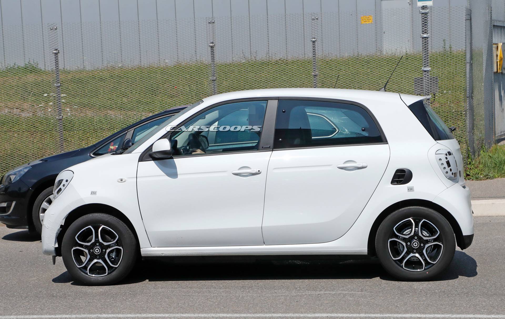 Facelifted 2020 Smart EQ Forfour Going Down The Same Route As Revised Fortwo