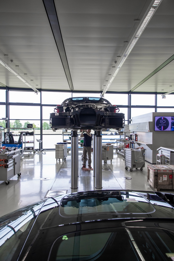 Bugatti Chiron Production Hits New Milestone, Less Than 100 Are Still Up For Grabs