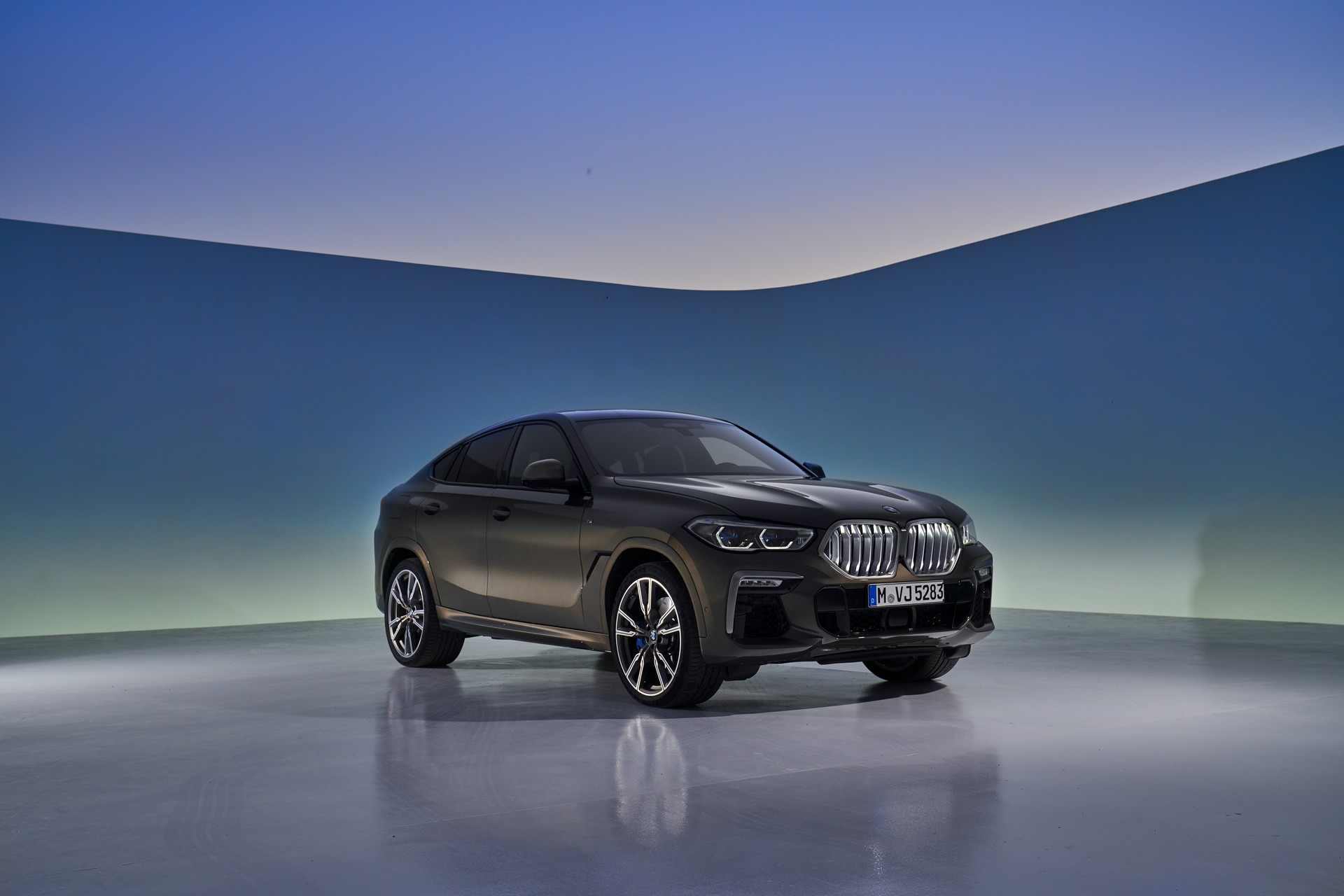 2020 BMW X6 Goes Official With Sportier Styling, 523 HP V8 Engine