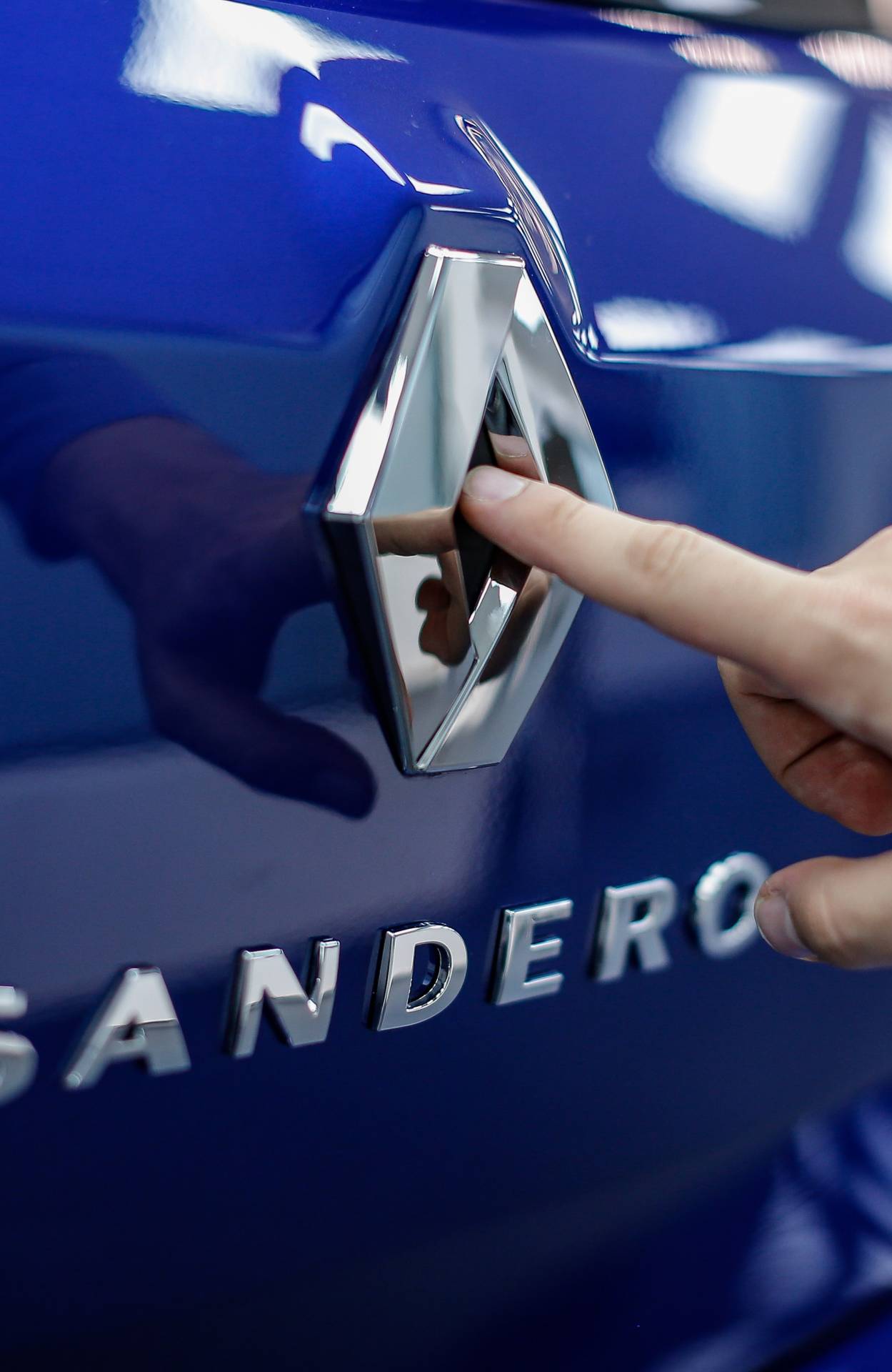 2020 Renault Logan, Sandero And Stepway Unveiled In Brazil With New Styling, CVT Option